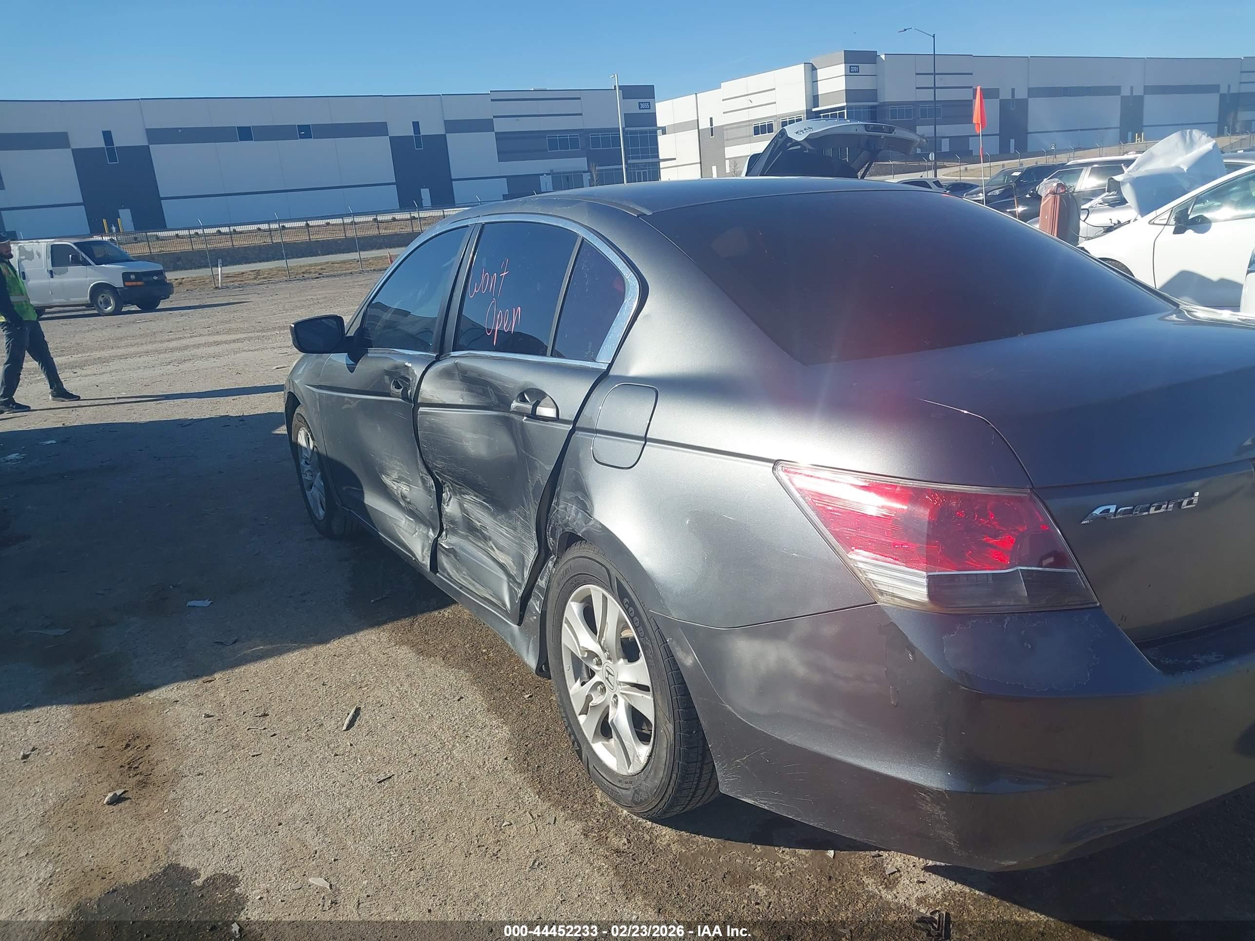 HONDA ACCORD image 6