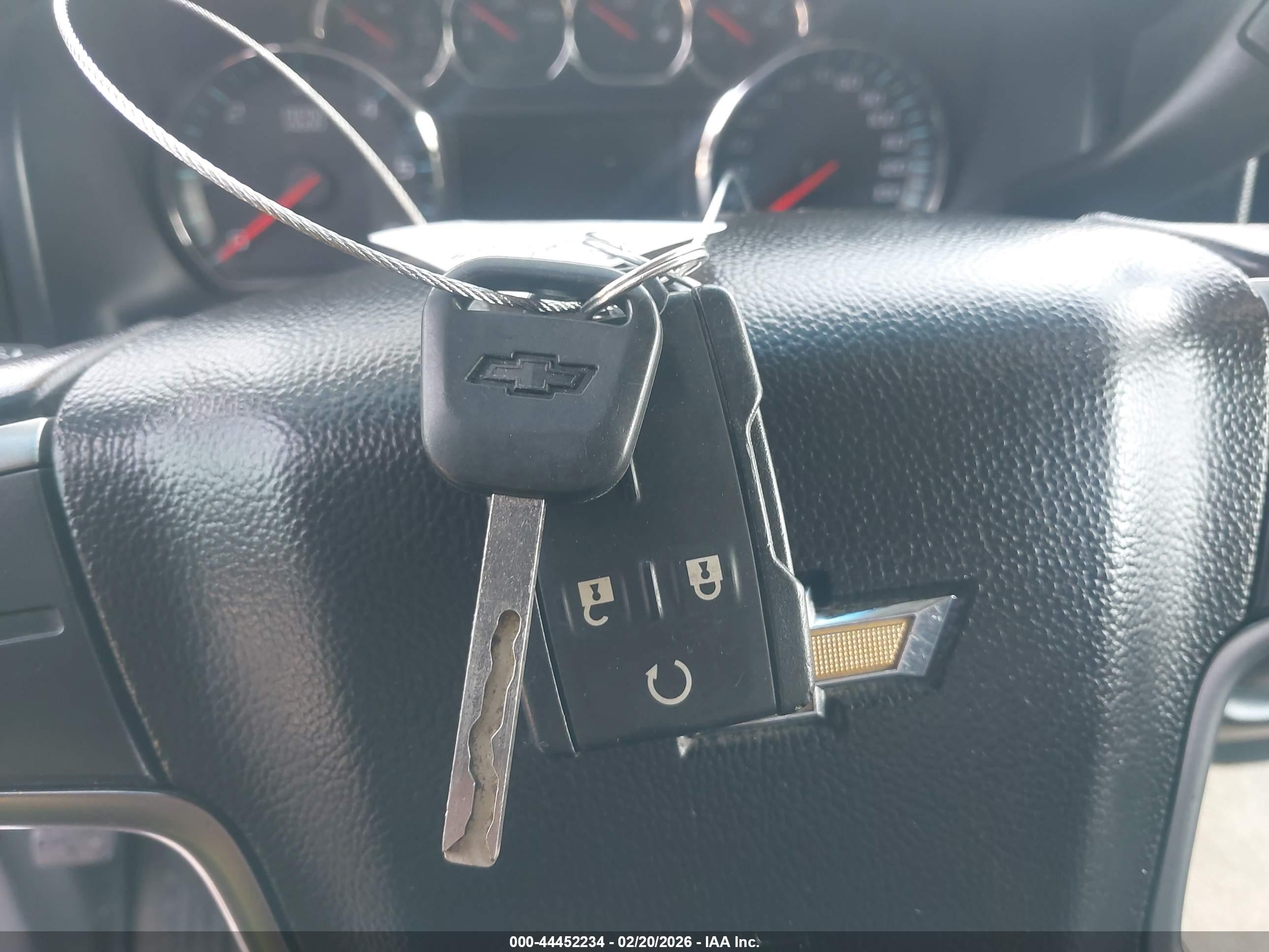 CHEVROLET SILVERADO image 11