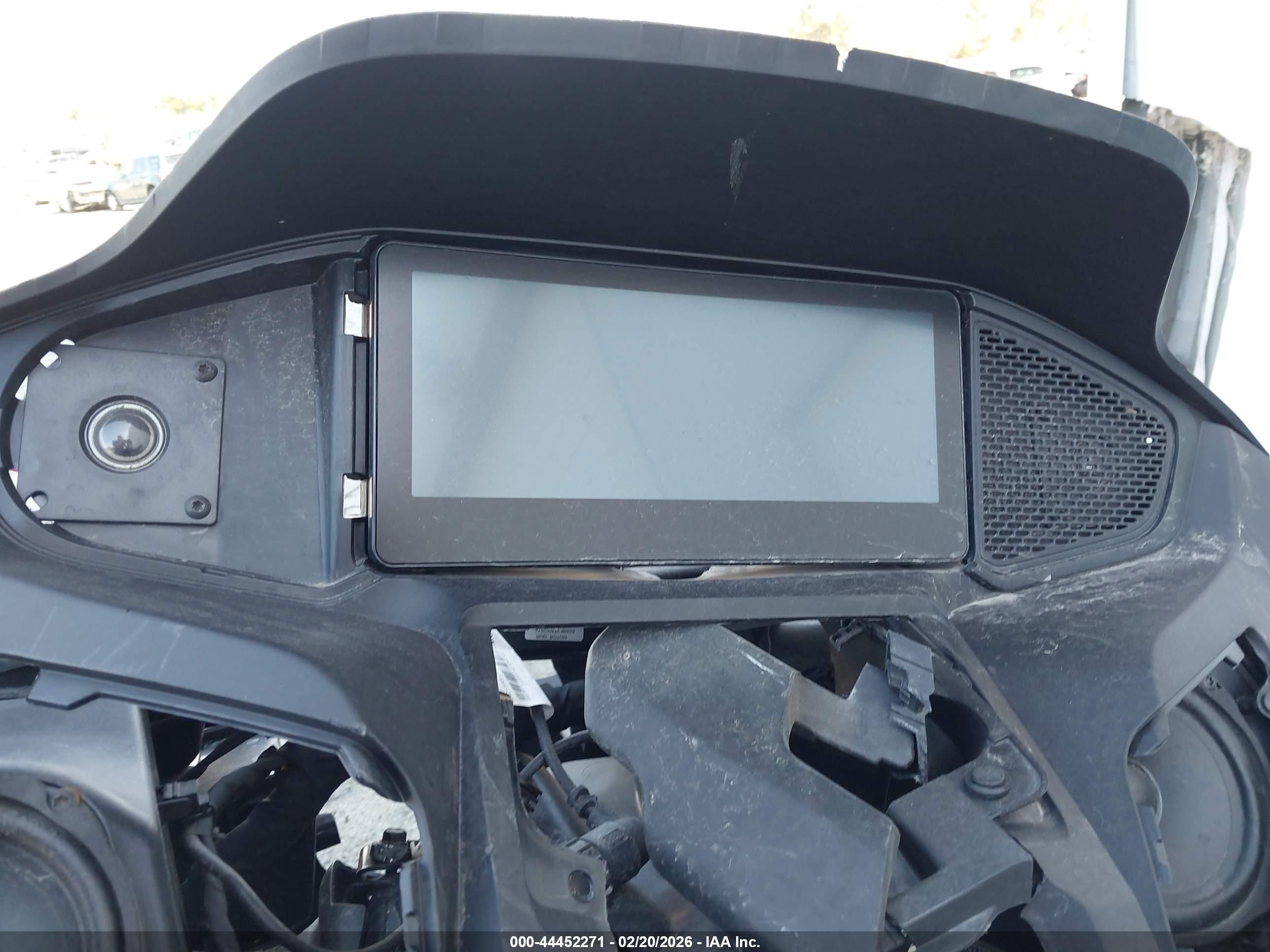 CAN-AM SPYDER image 7