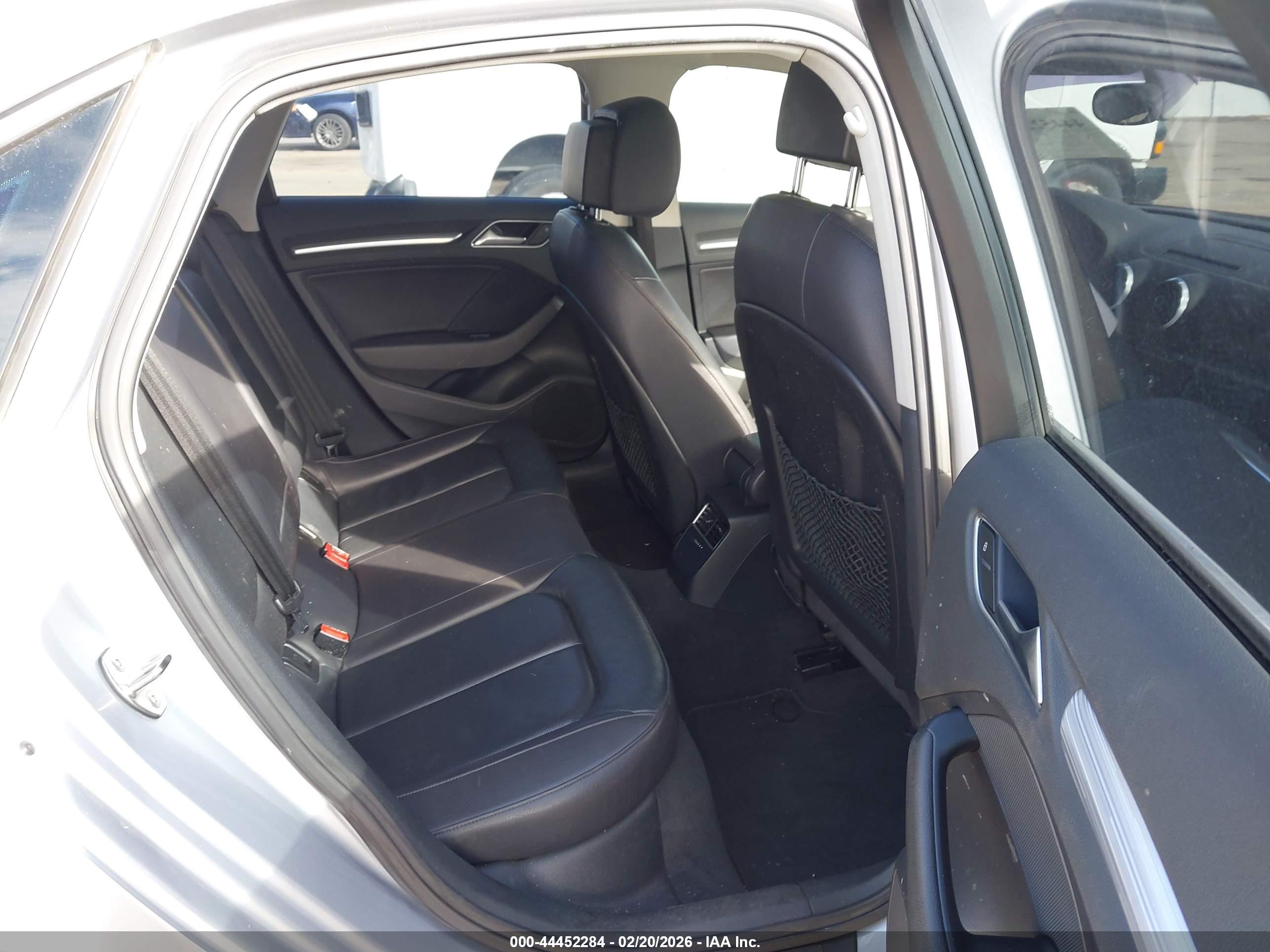 AUDI A3 image 8