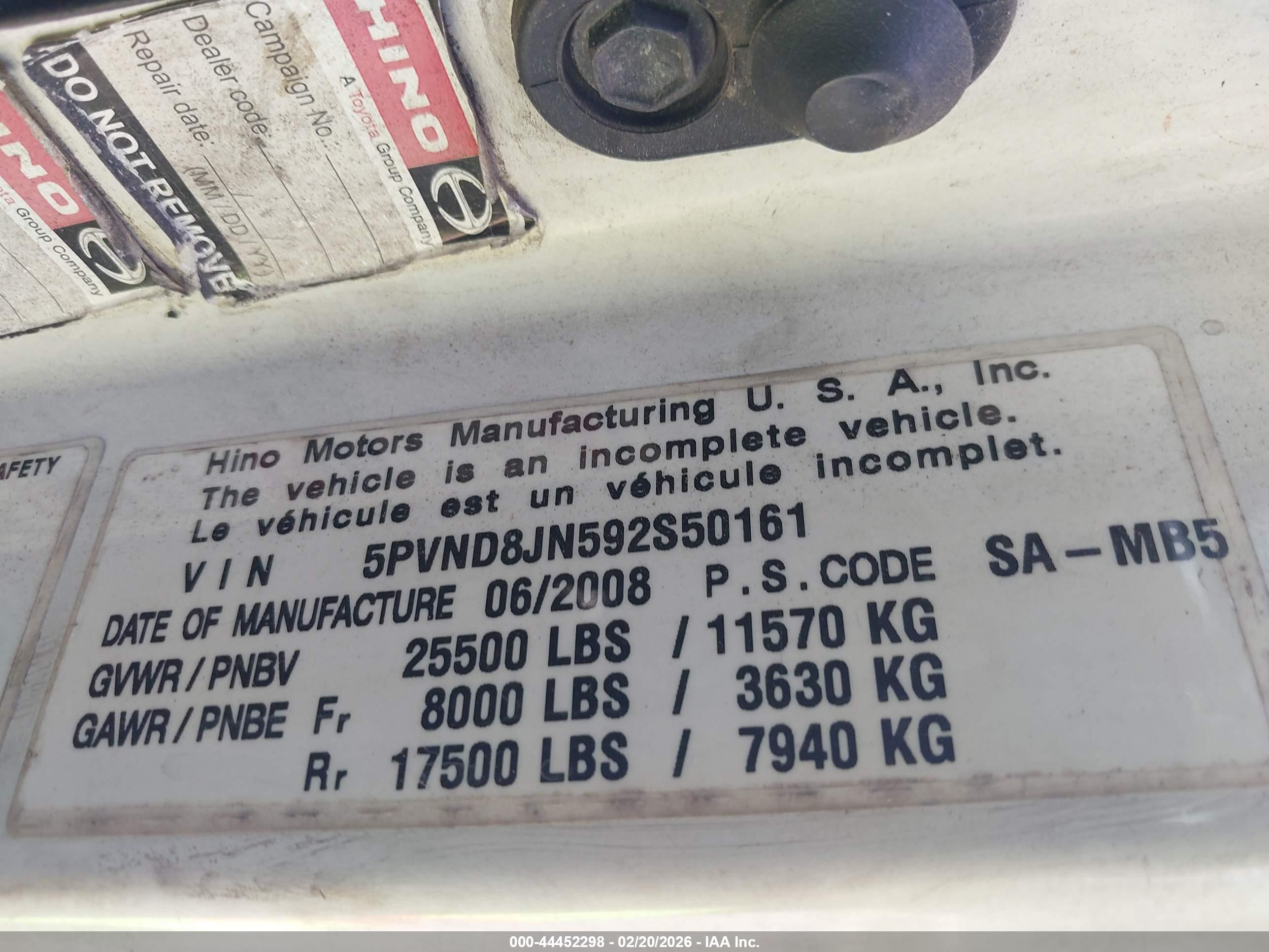 HINO 258 image 9