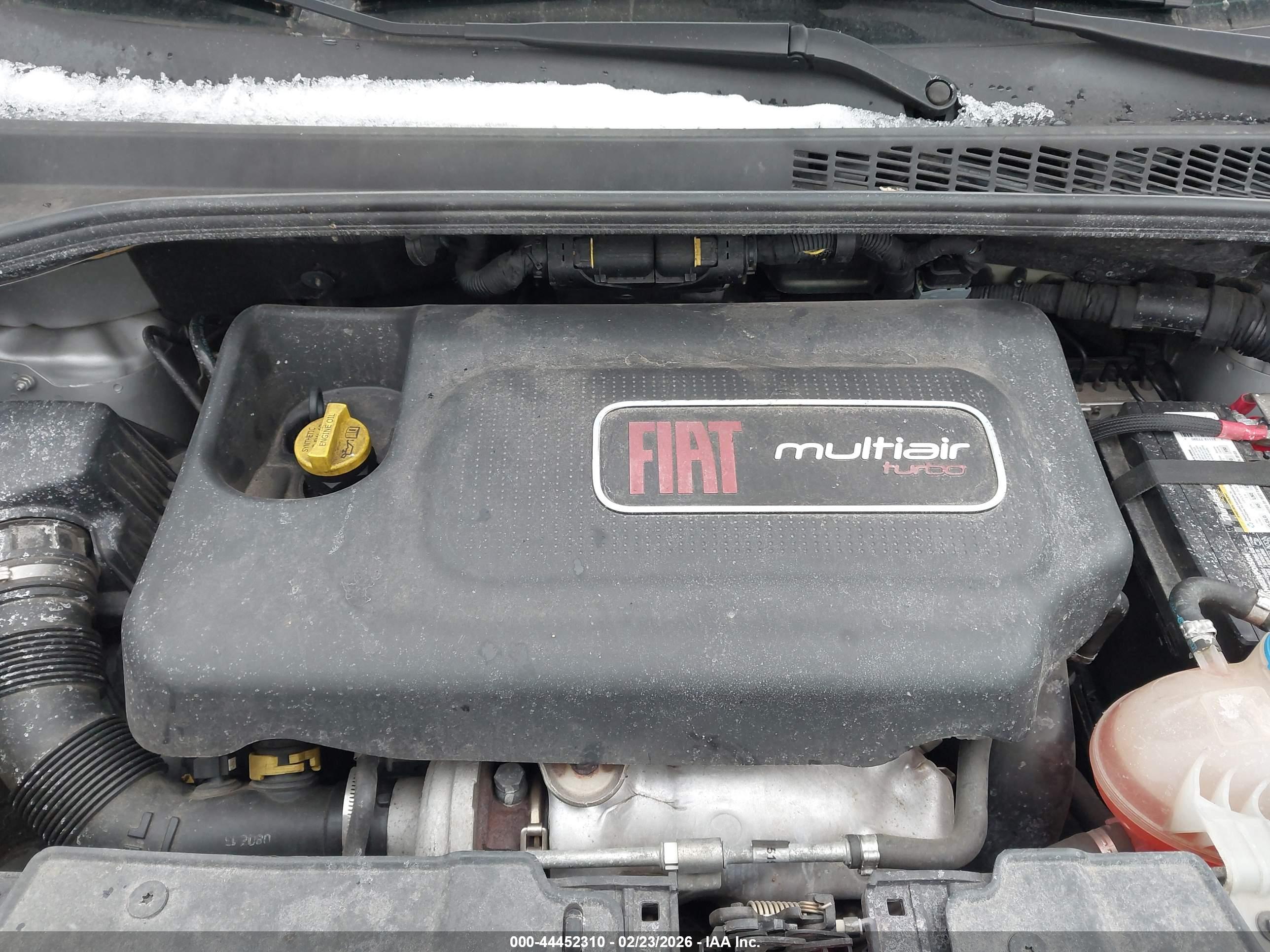 FIAT 500L image 10
