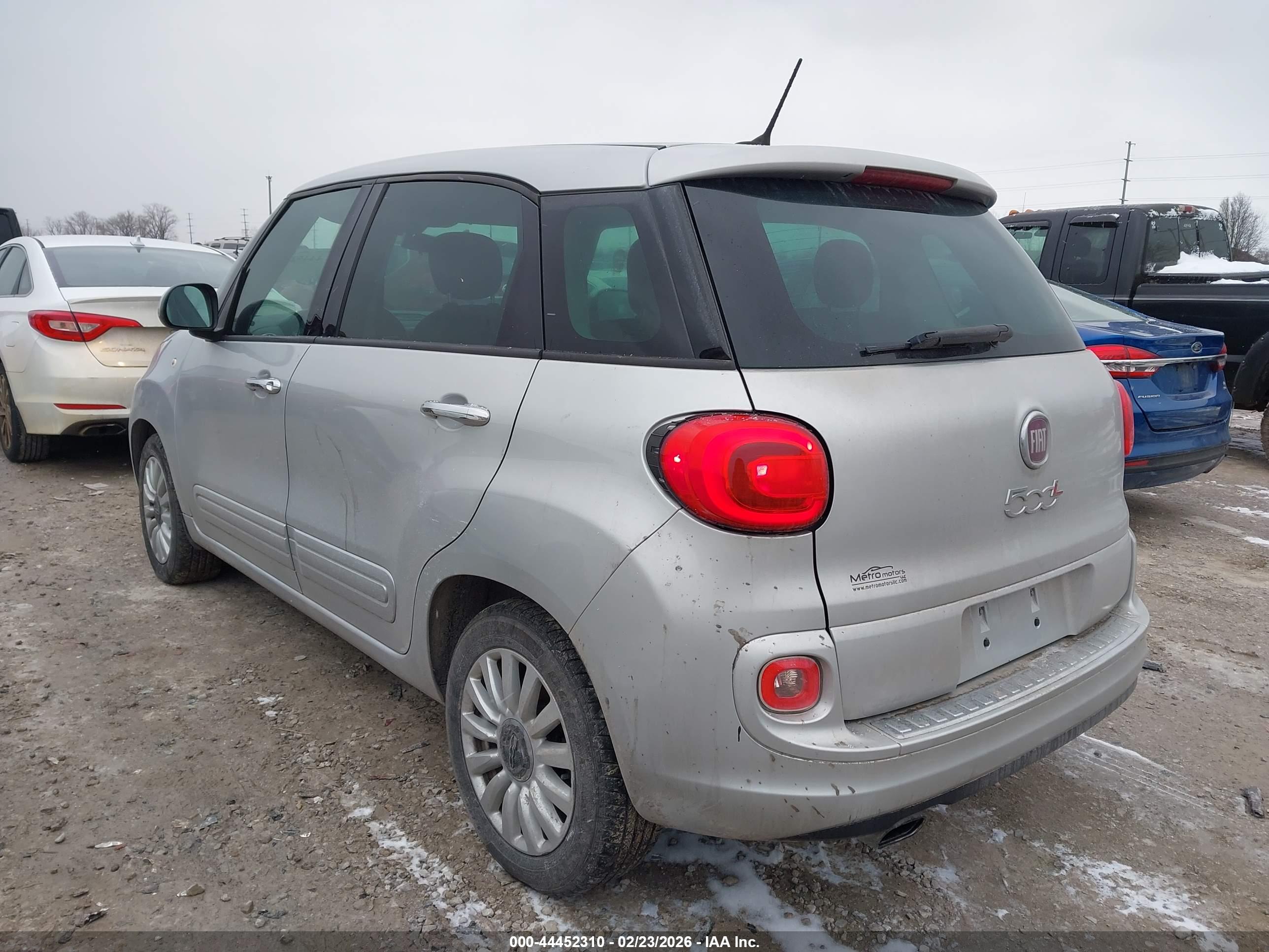 FIAT 500L image 3