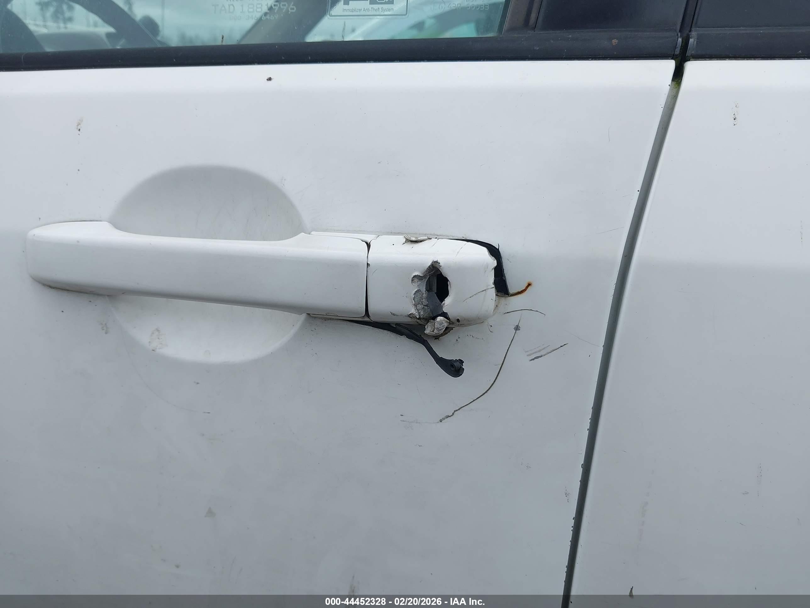 HONDA CR-V image 6