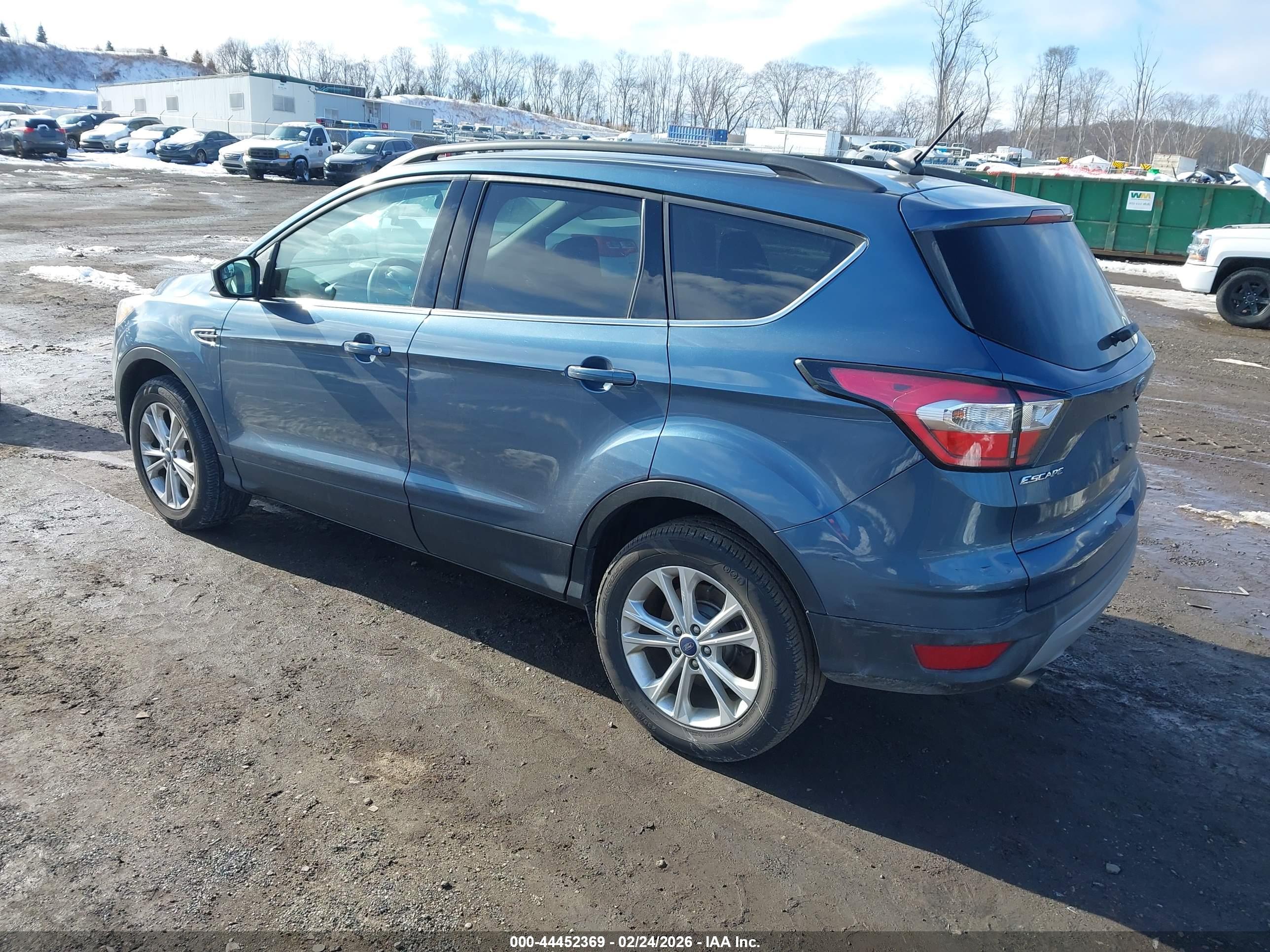 FORD ESCAPE image 3