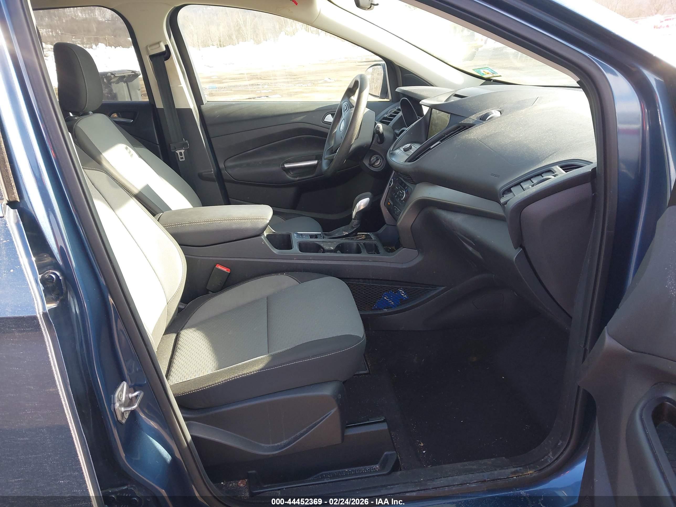 FORD ESCAPE image 5