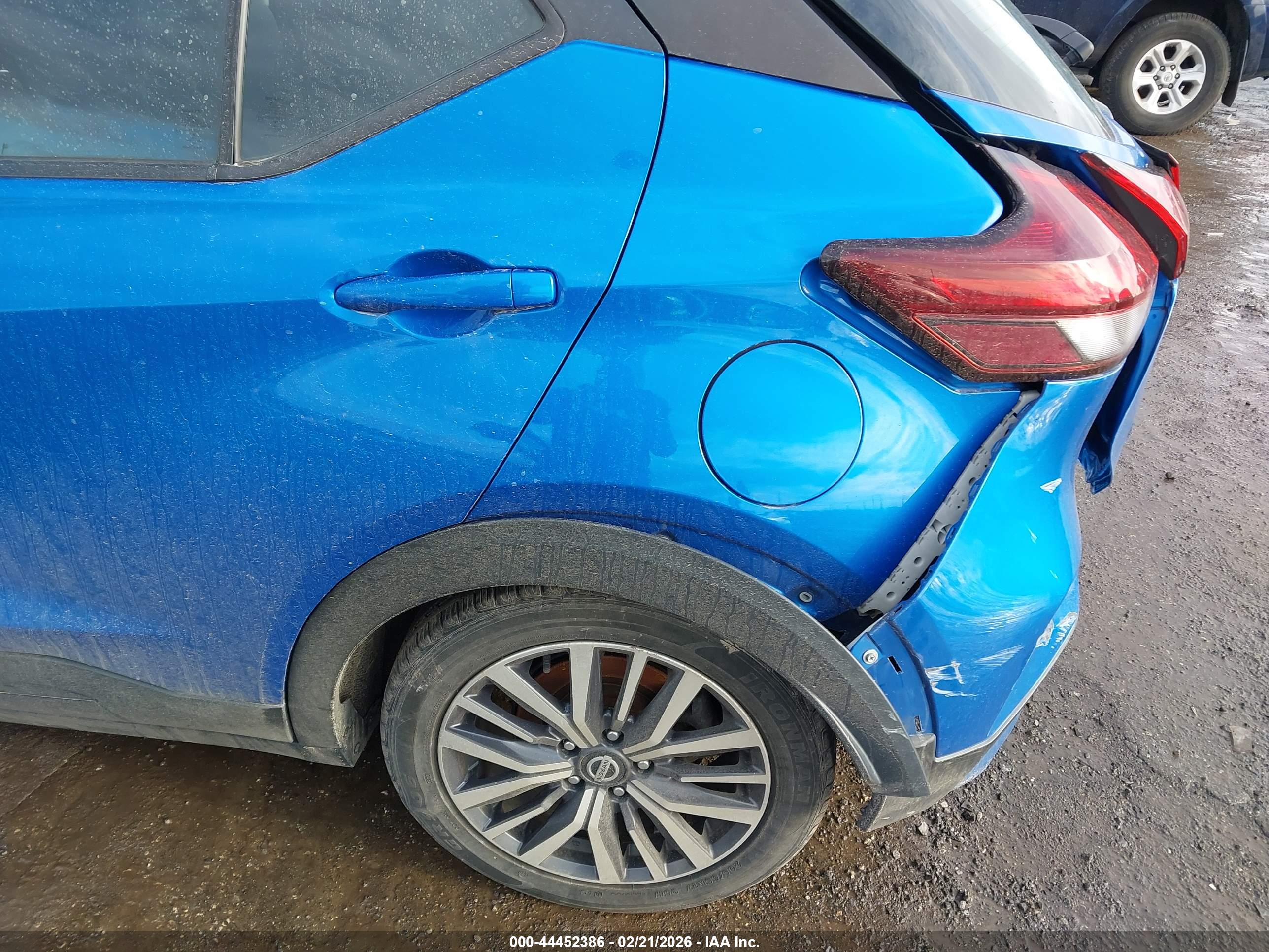 NISSAN KICKS image 6
