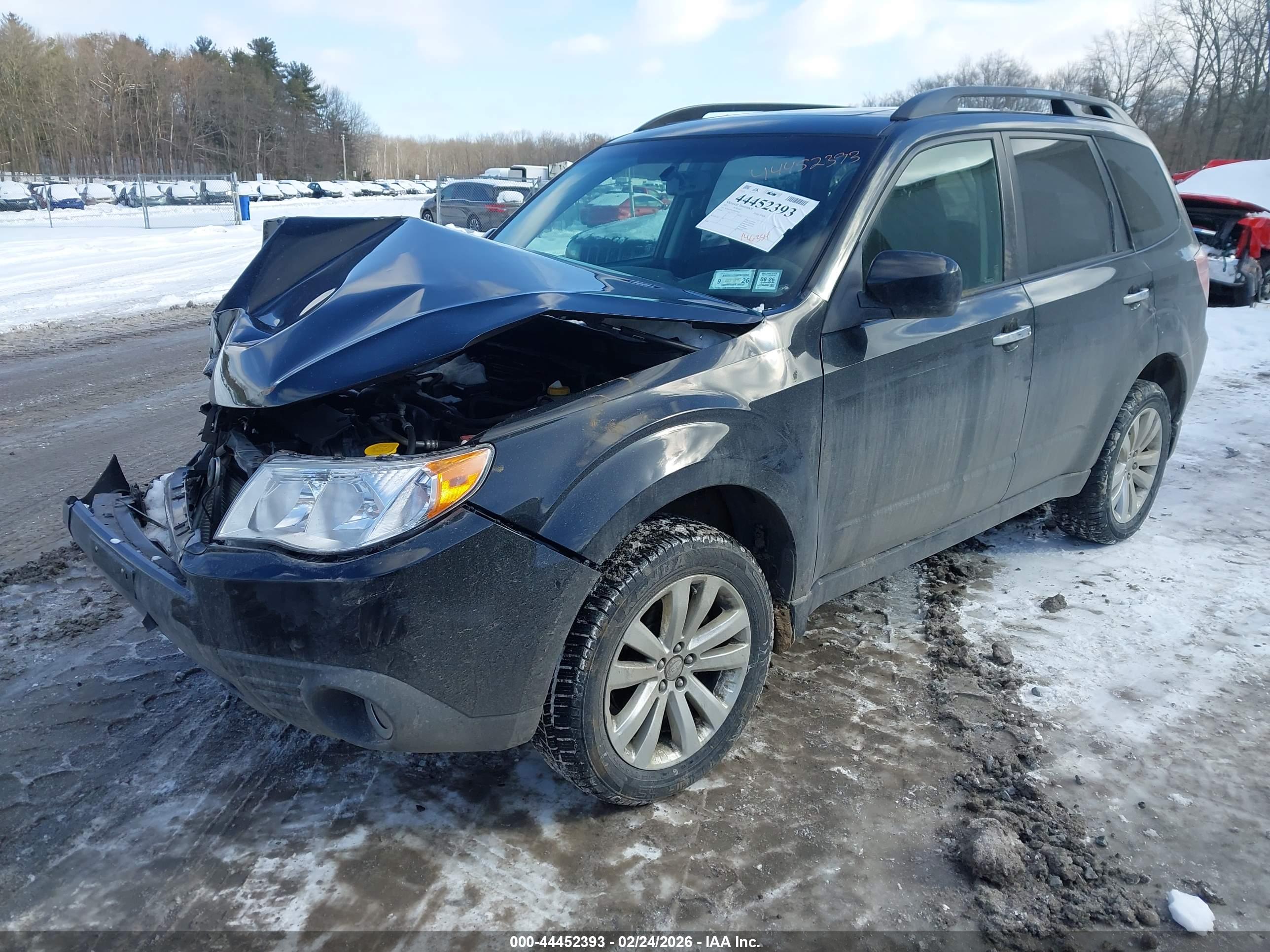 SUBARU FORESTER image 2