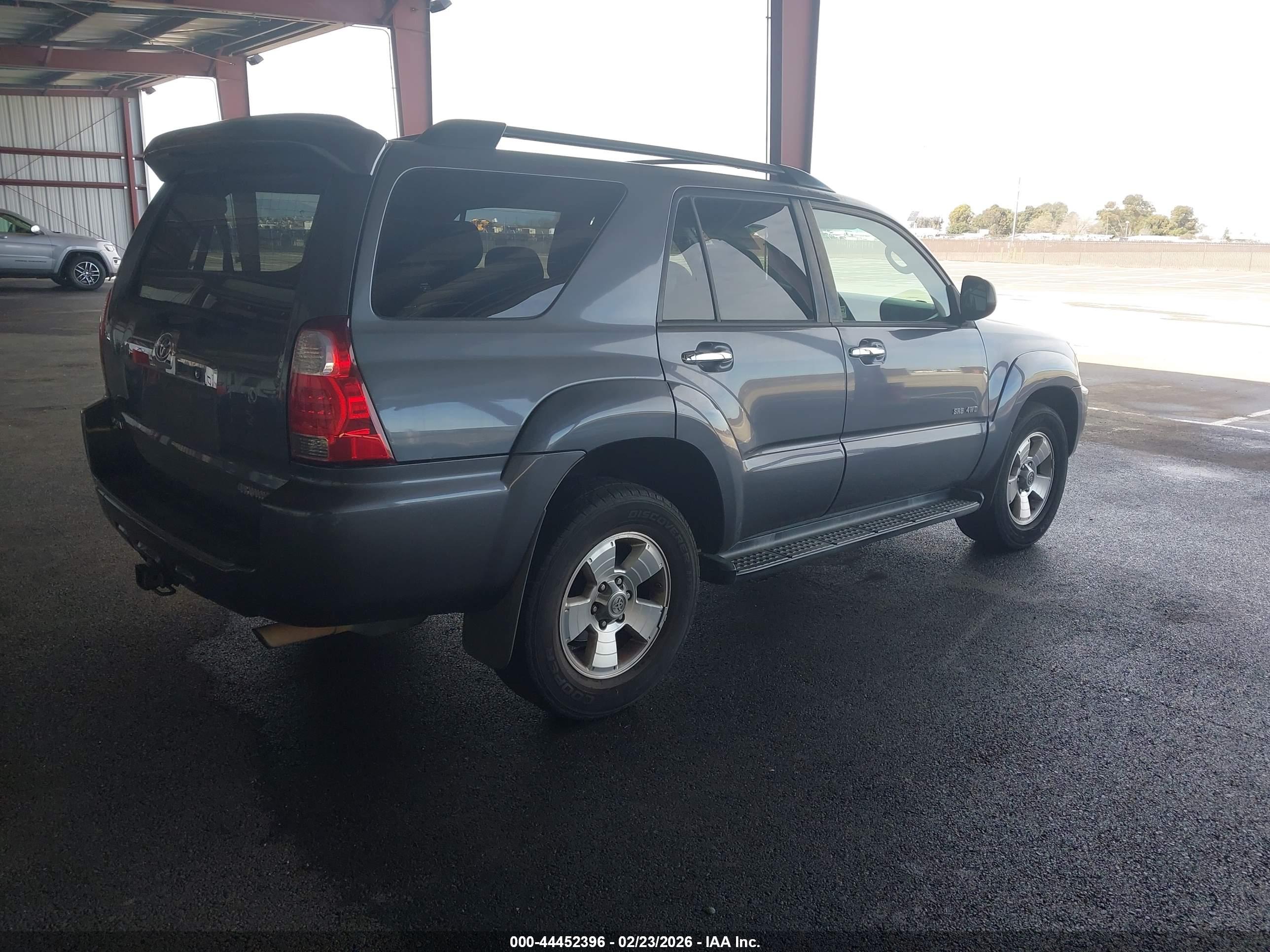 TOYOTA 4RUNNER image 4