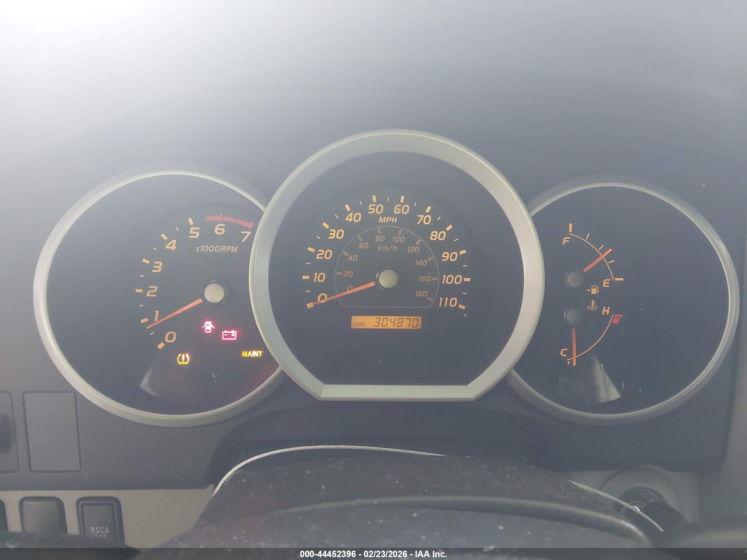 TOYOTA 4RUNNER image 7