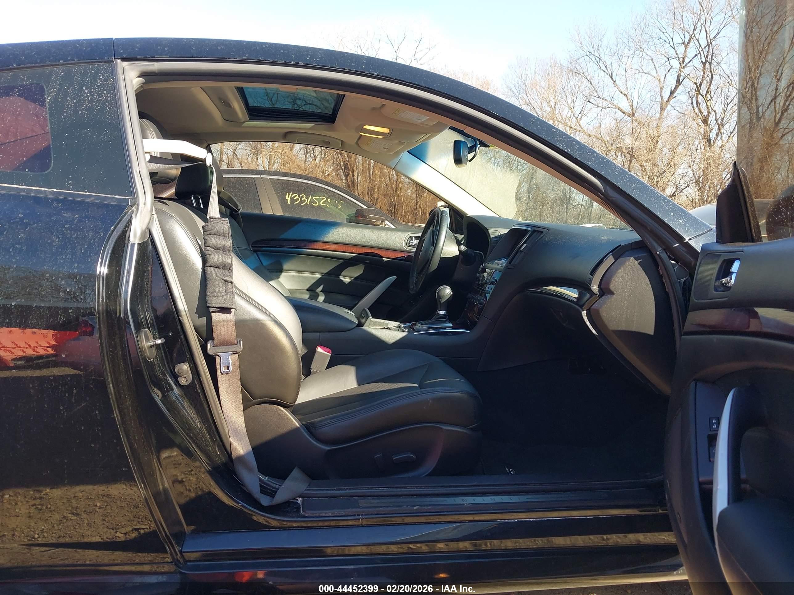 INFINITI G37X image 5