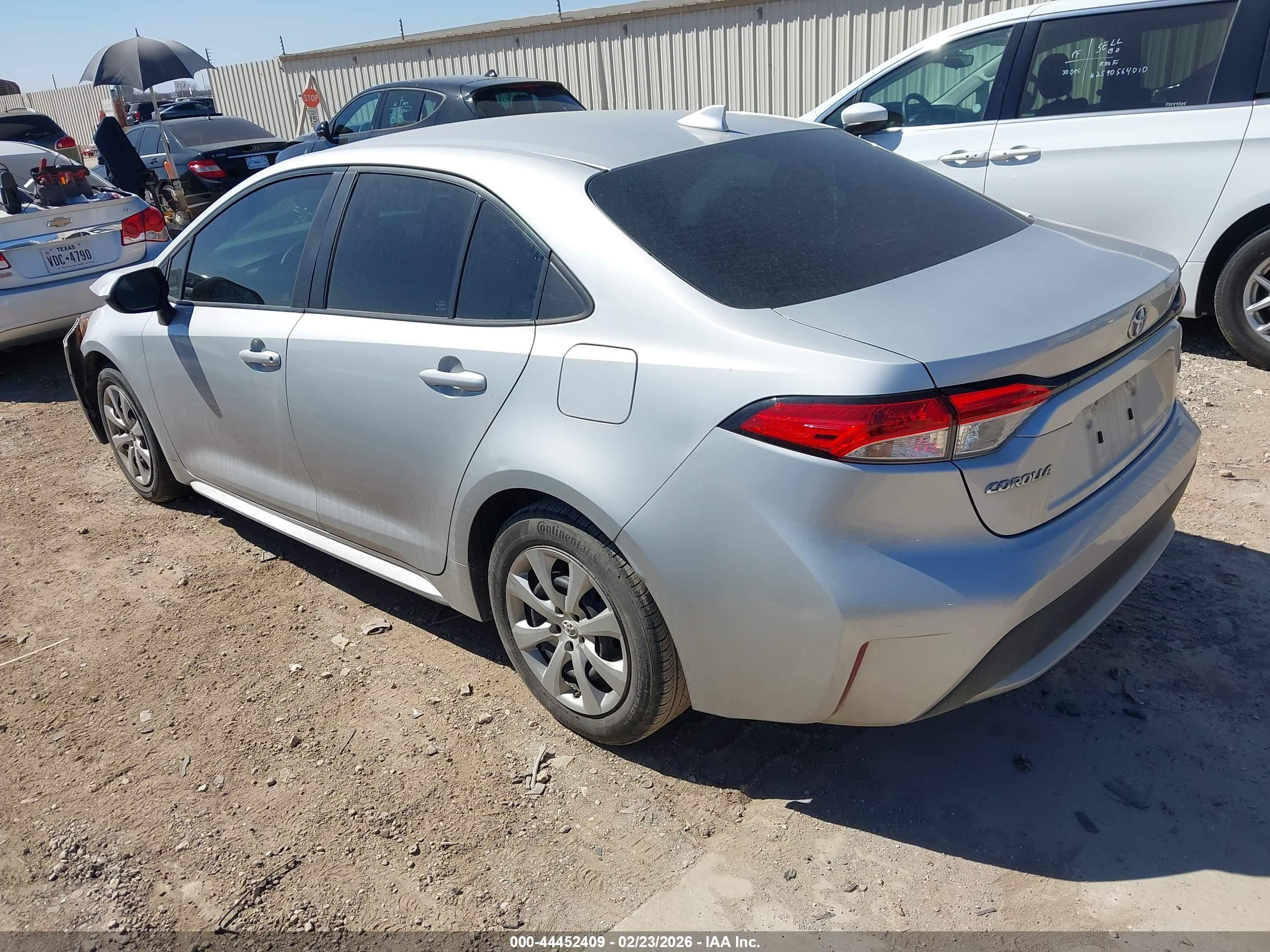 TOYOTA COROLLA image 3