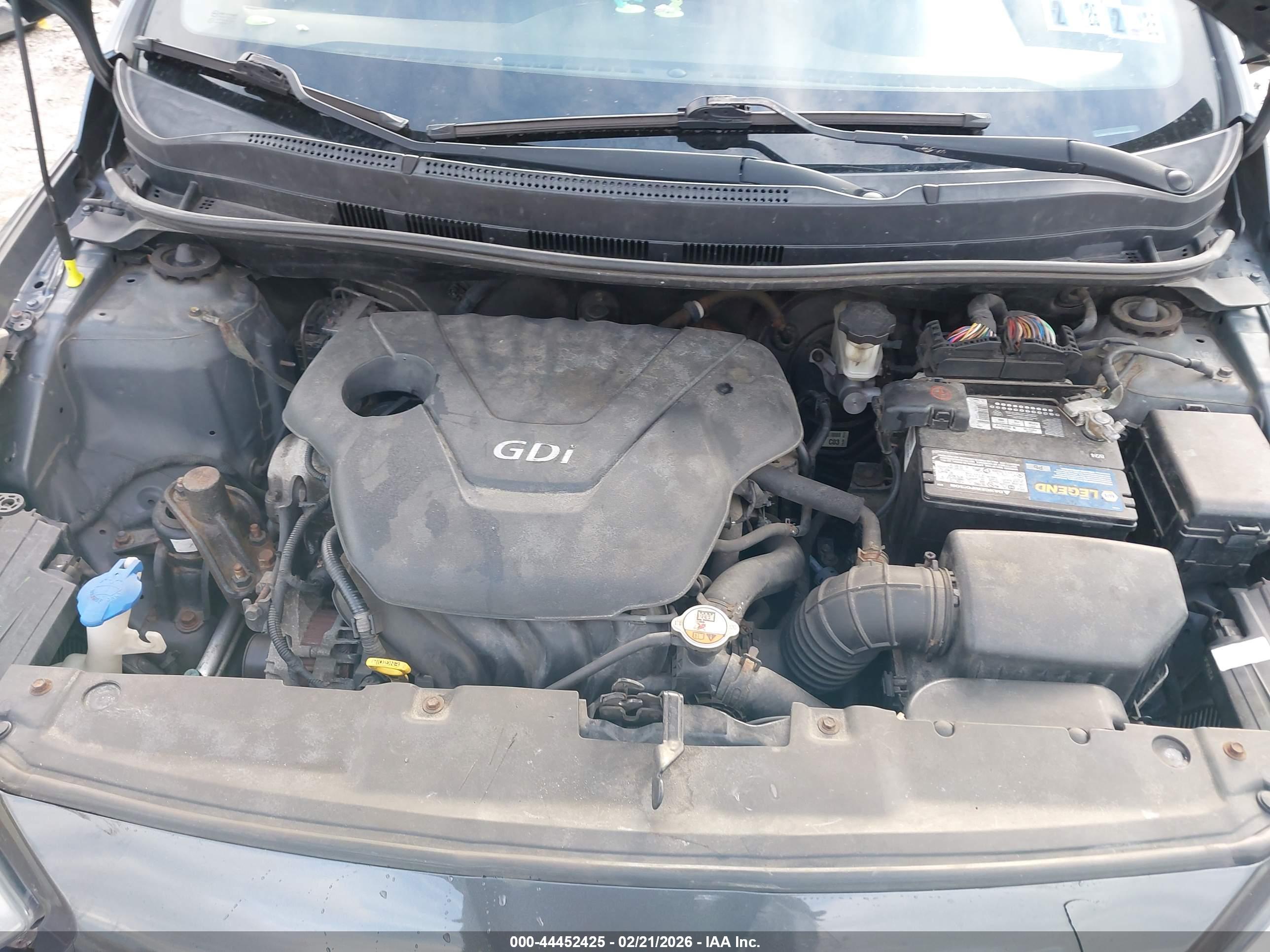 HYUNDAI ACCENT image 10