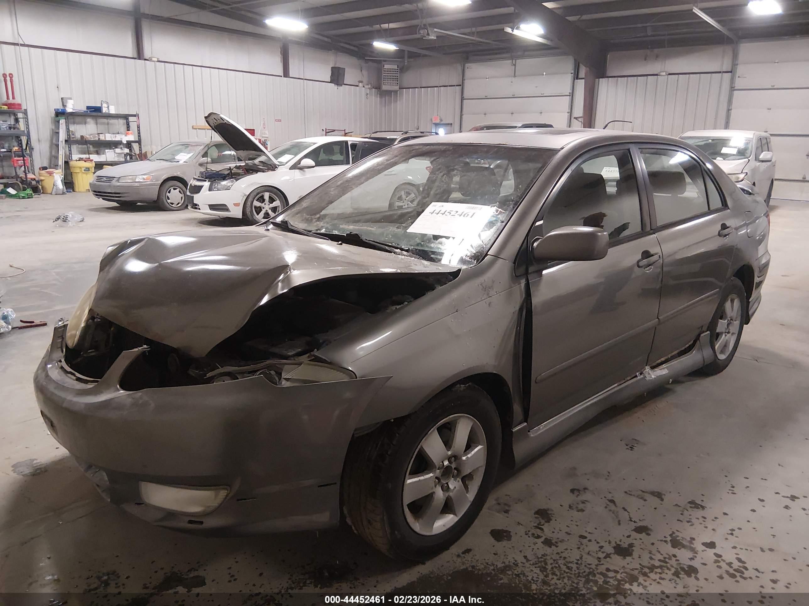 TOYOTA COROLLA image 2