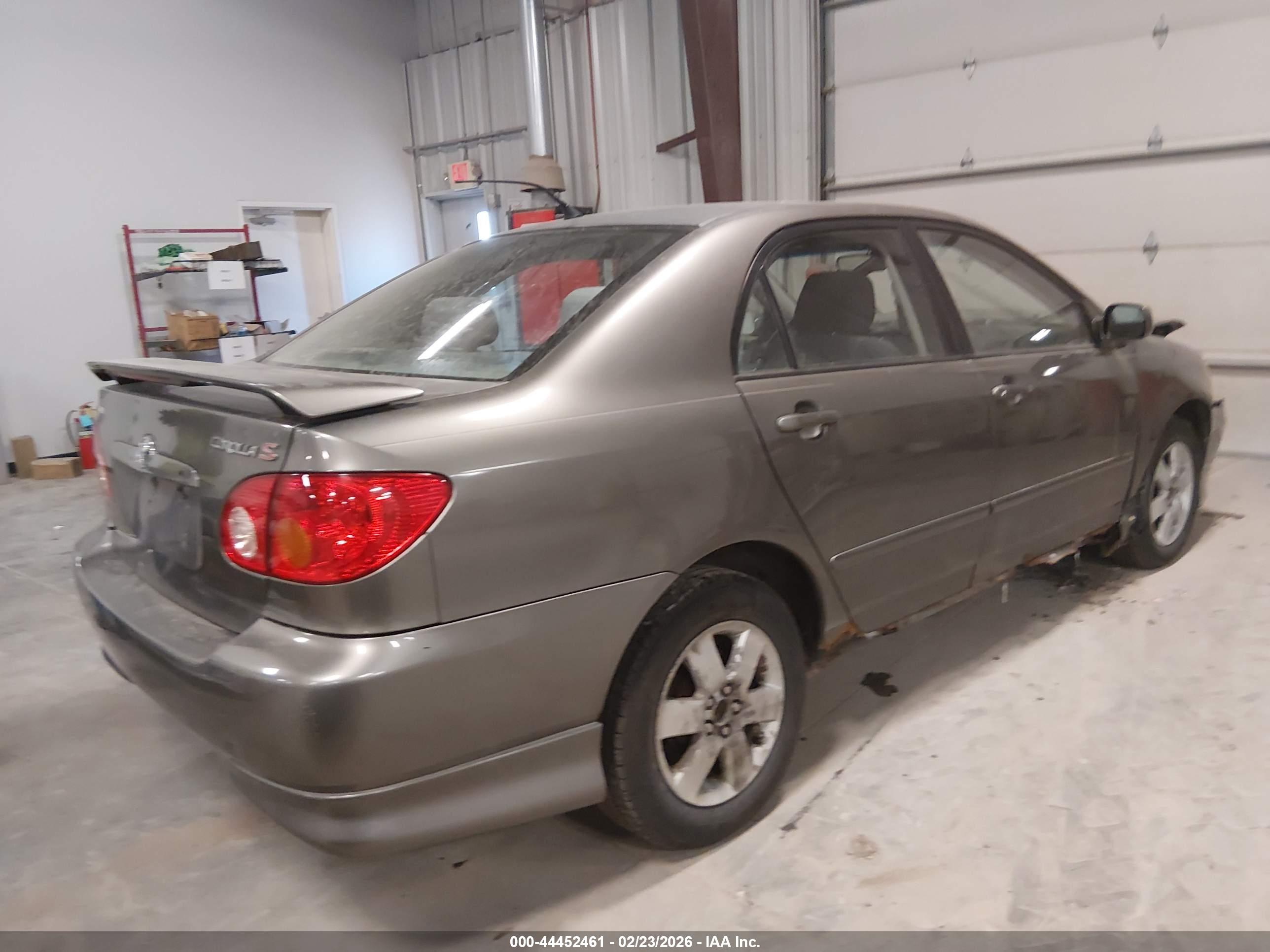 TOYOTA COROLLA image 4
