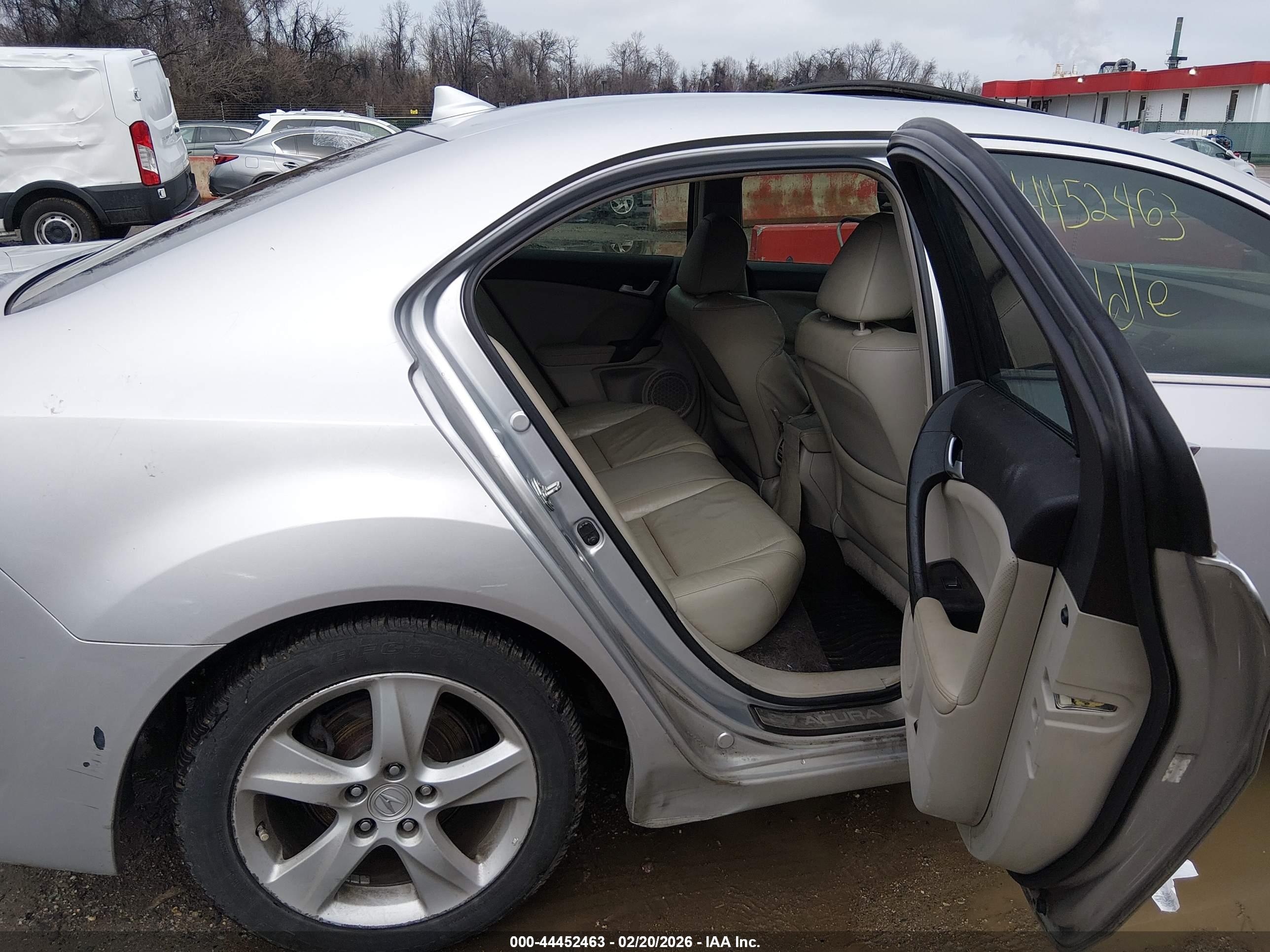 ACURA TSX image 8