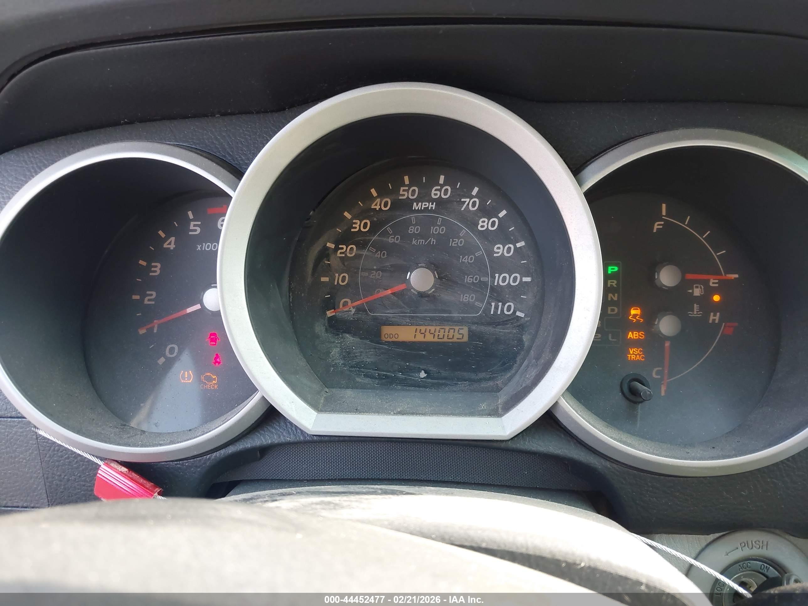TOYOTA 4RUNNER image 7