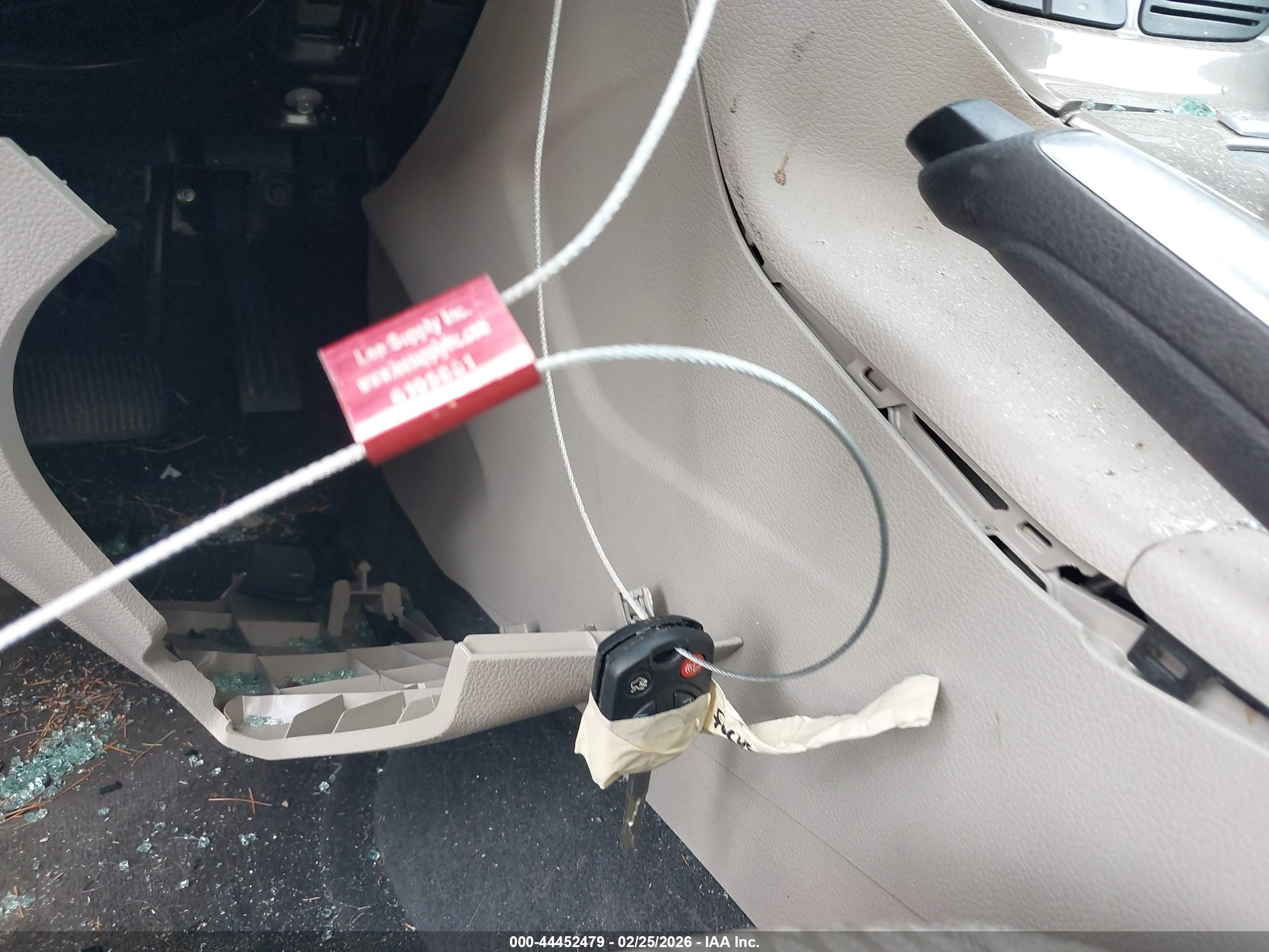 FORD FOCUS image 11