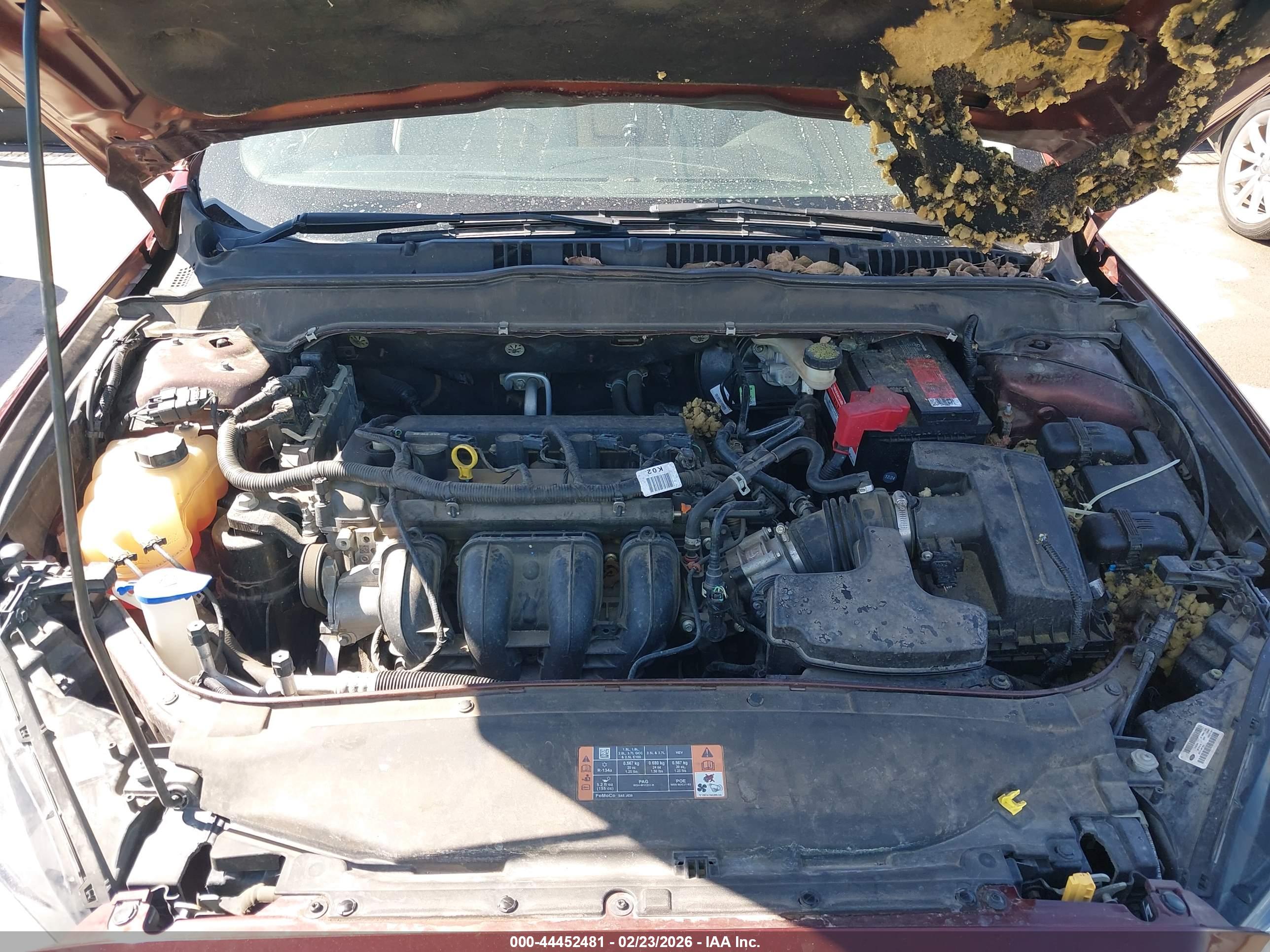 FORD FUSION image 10