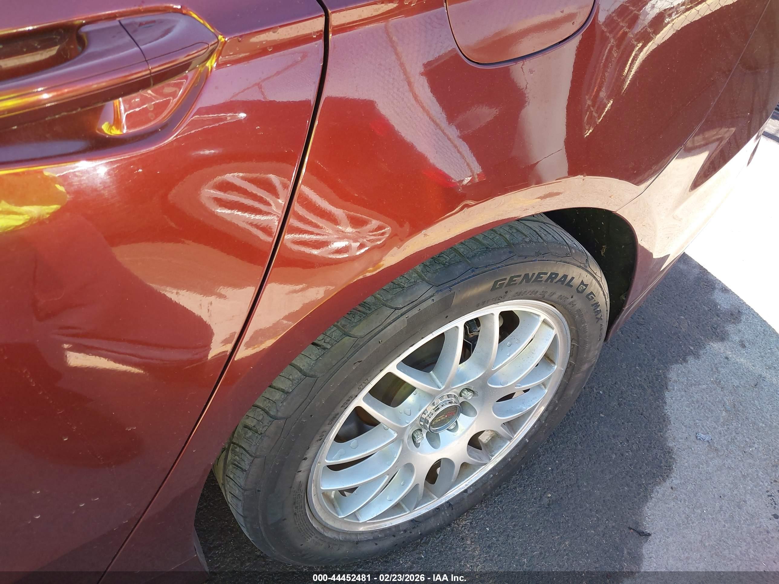 FORD FUSION image 6