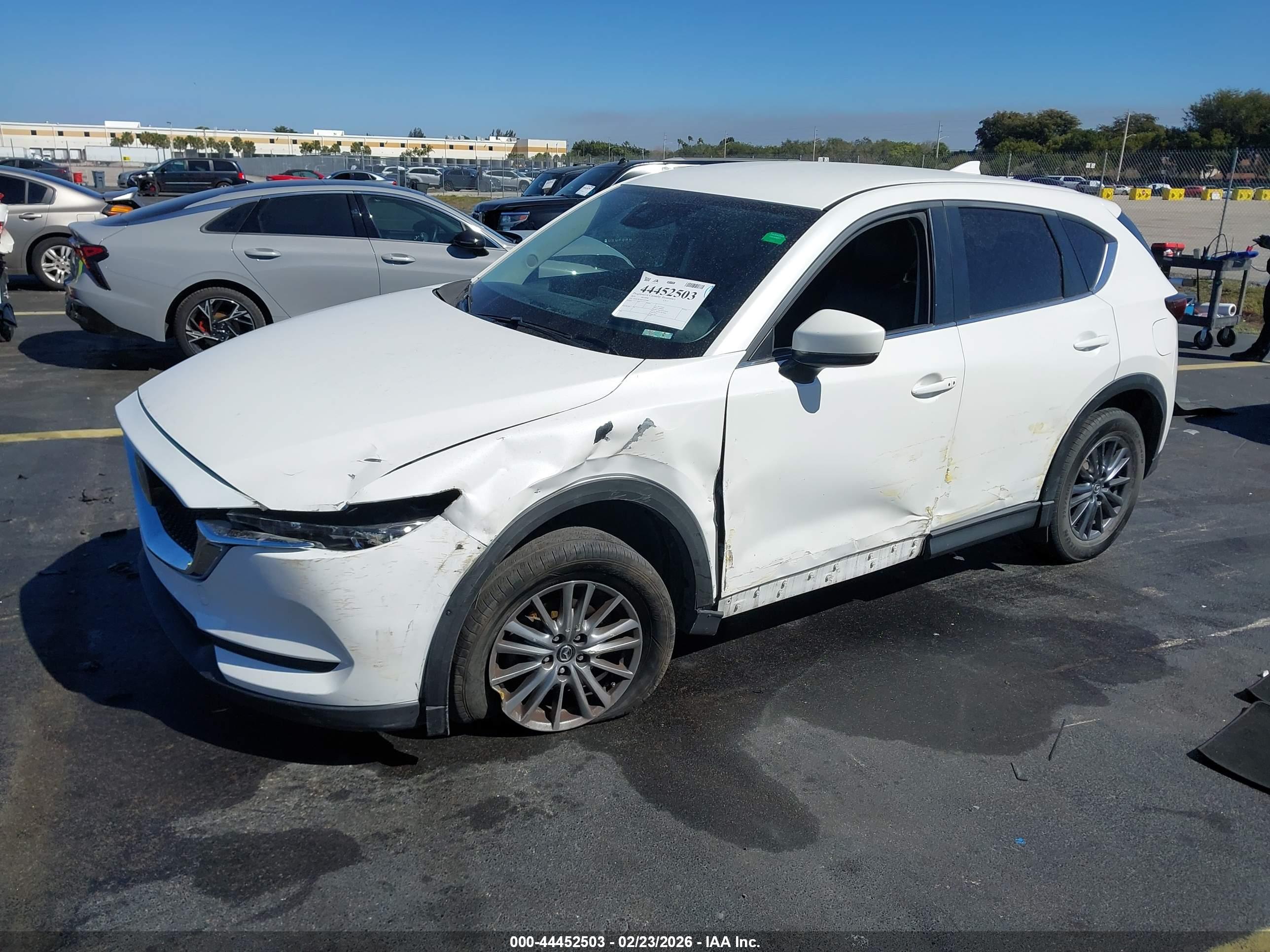 MAZDA CX-5 image 2