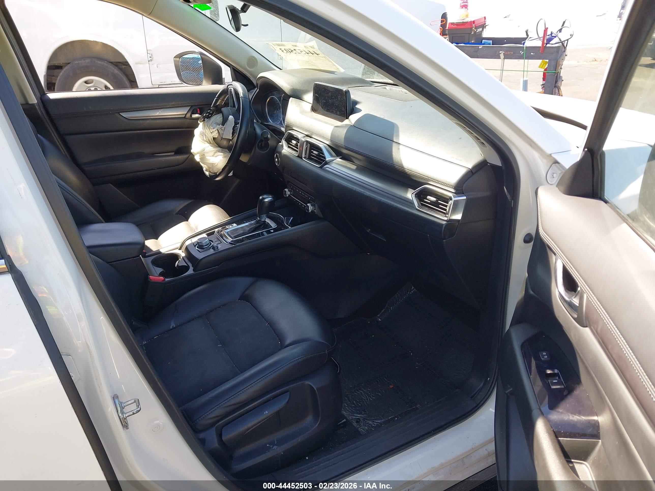 MAZDA CX-5 image 5
