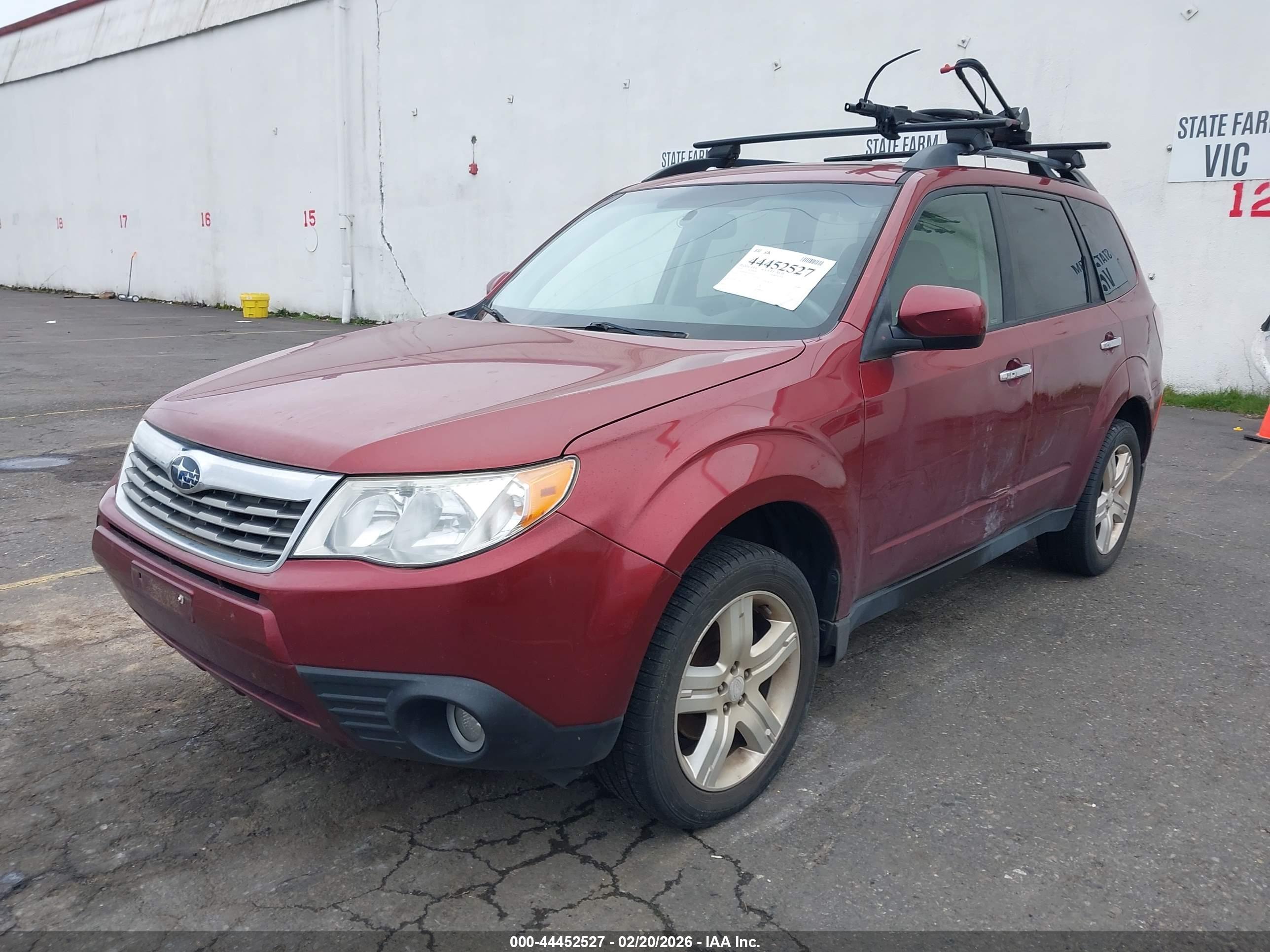 SUBARU FORESTER image 2