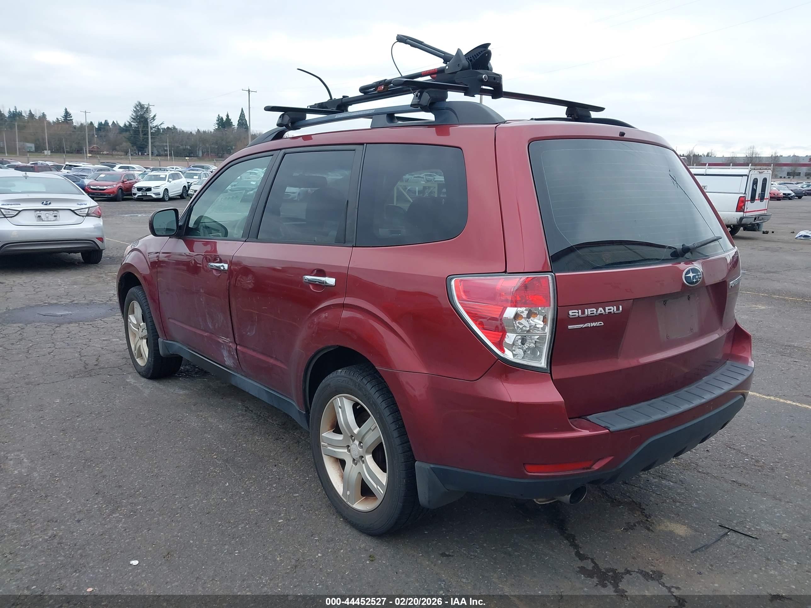 SUBARU FORESTER image 3