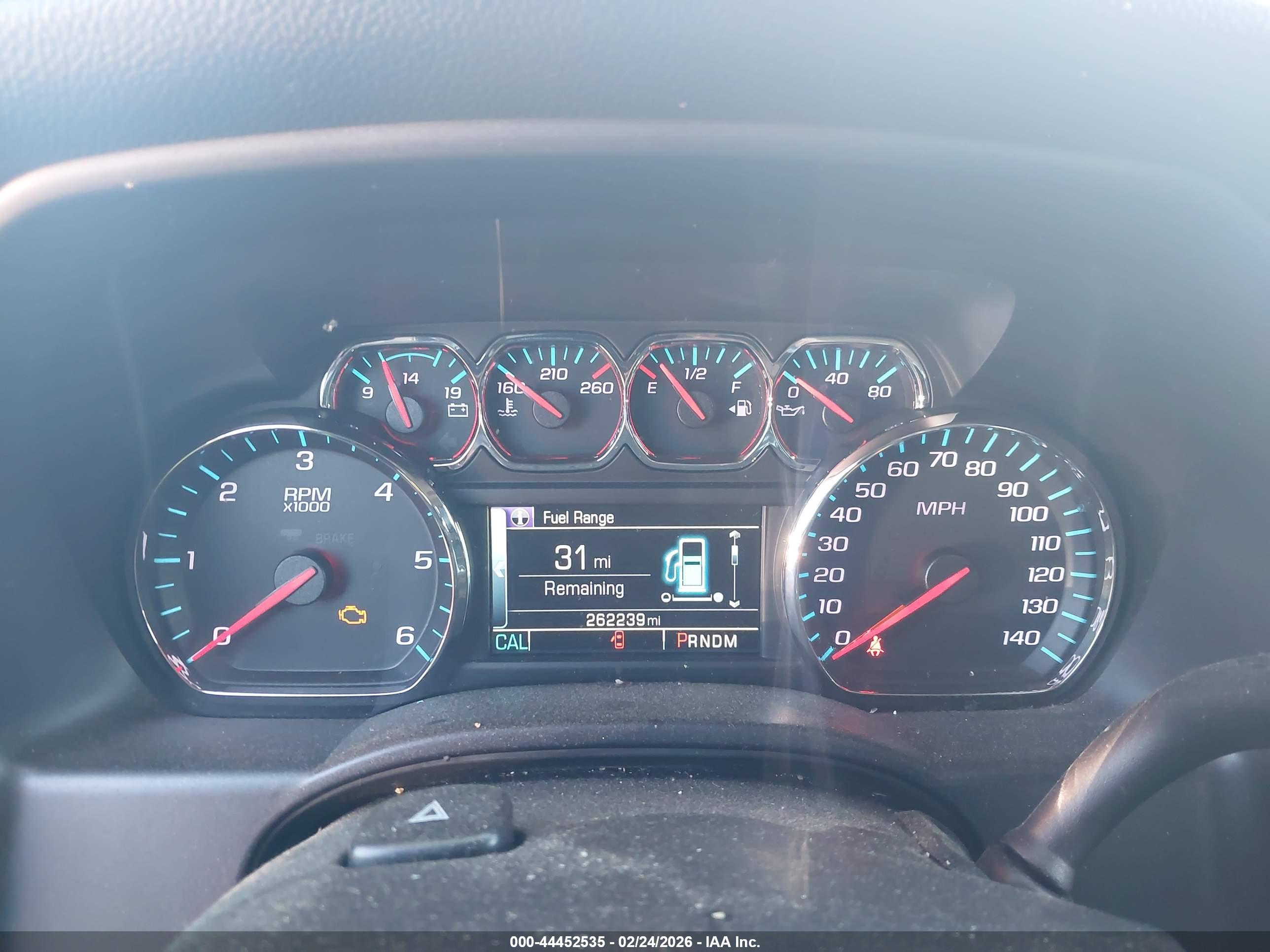 CHEVROLET SILVERADO image 7