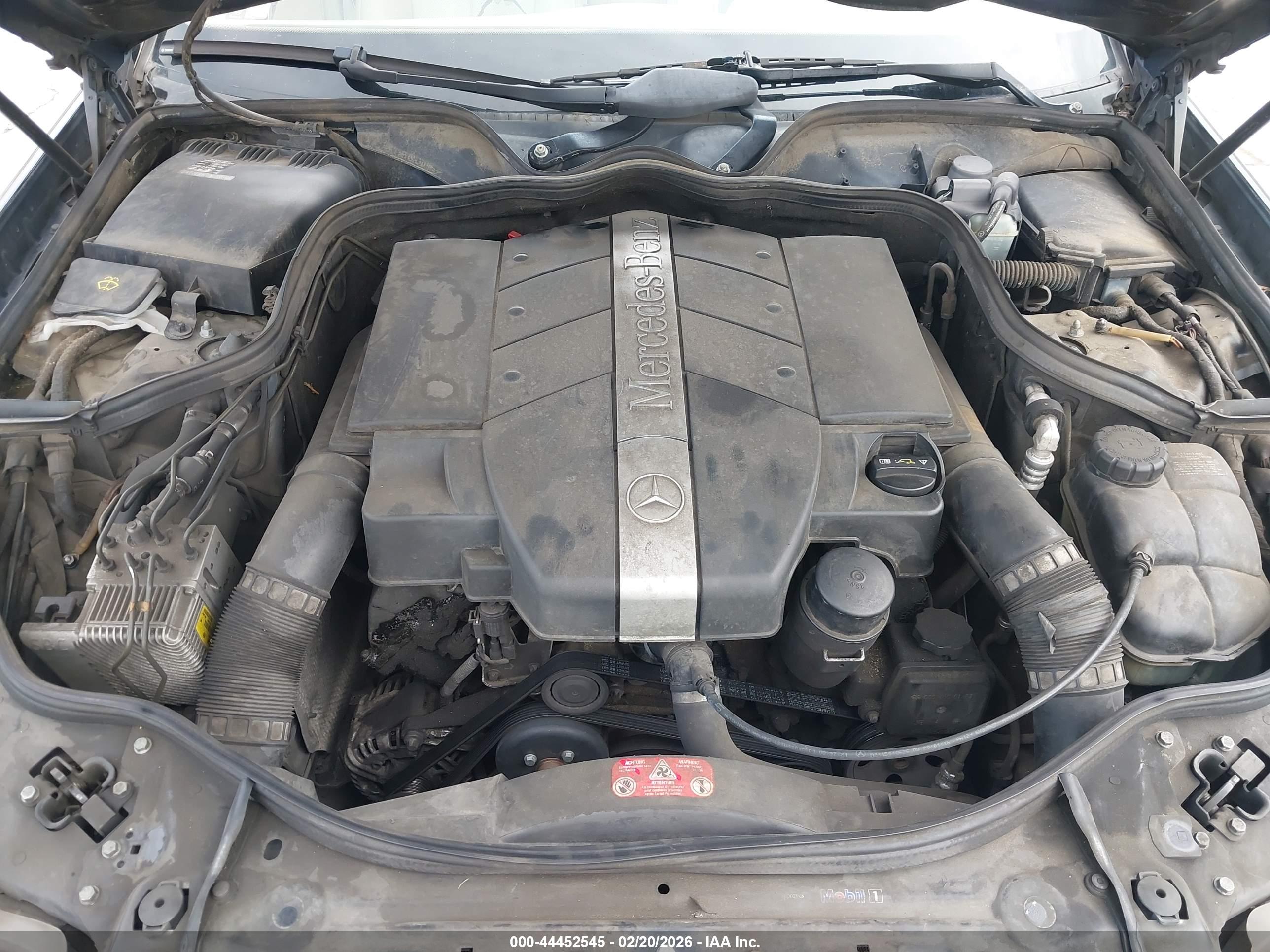 MERCEDES-BENZ E image 10