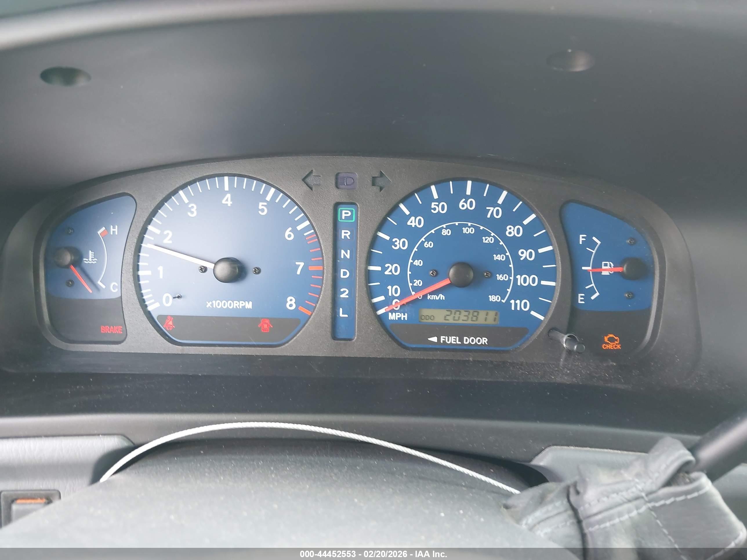 TOYOTA SIENNA image 7