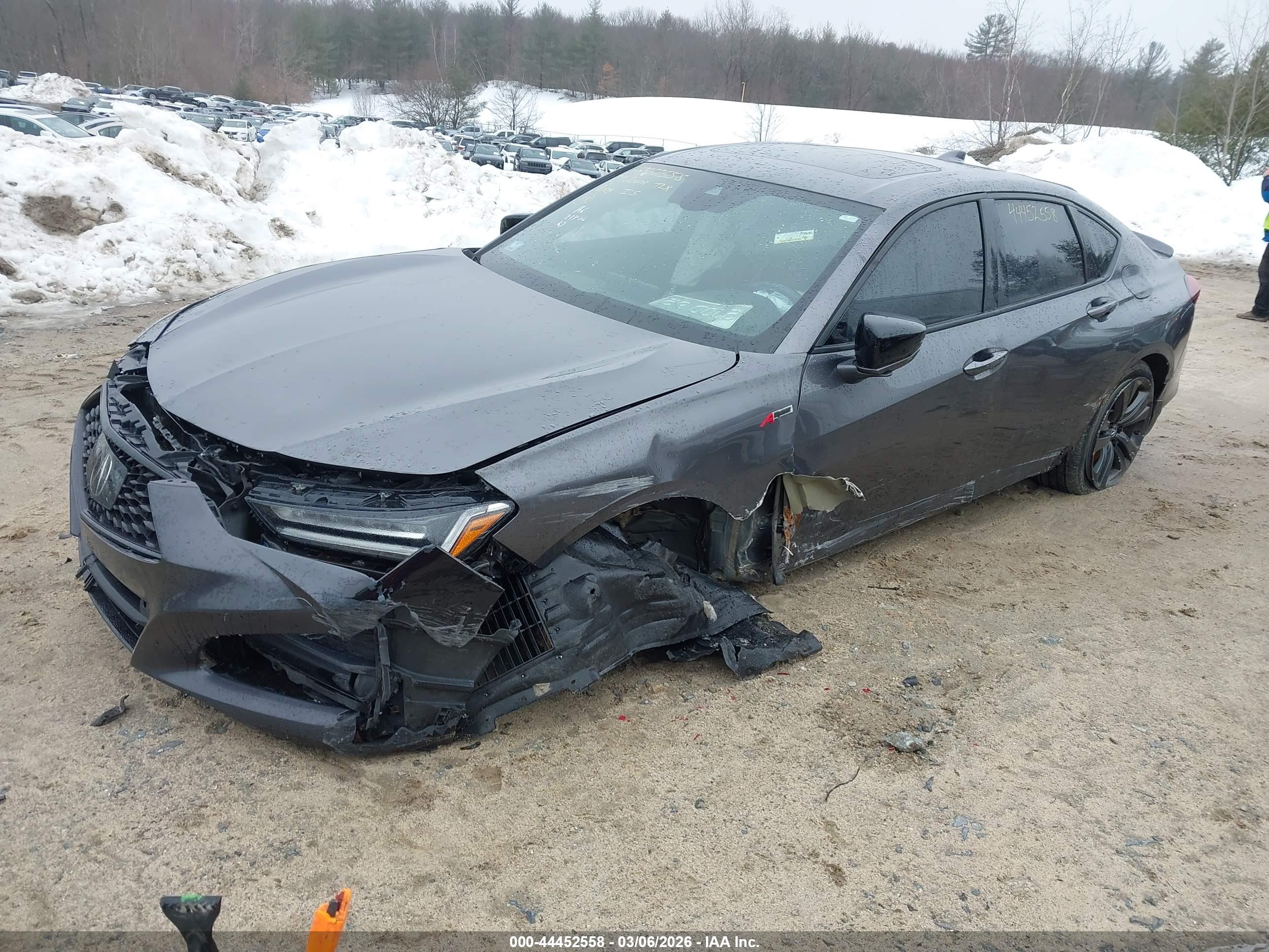 ACURA TLX image 2
