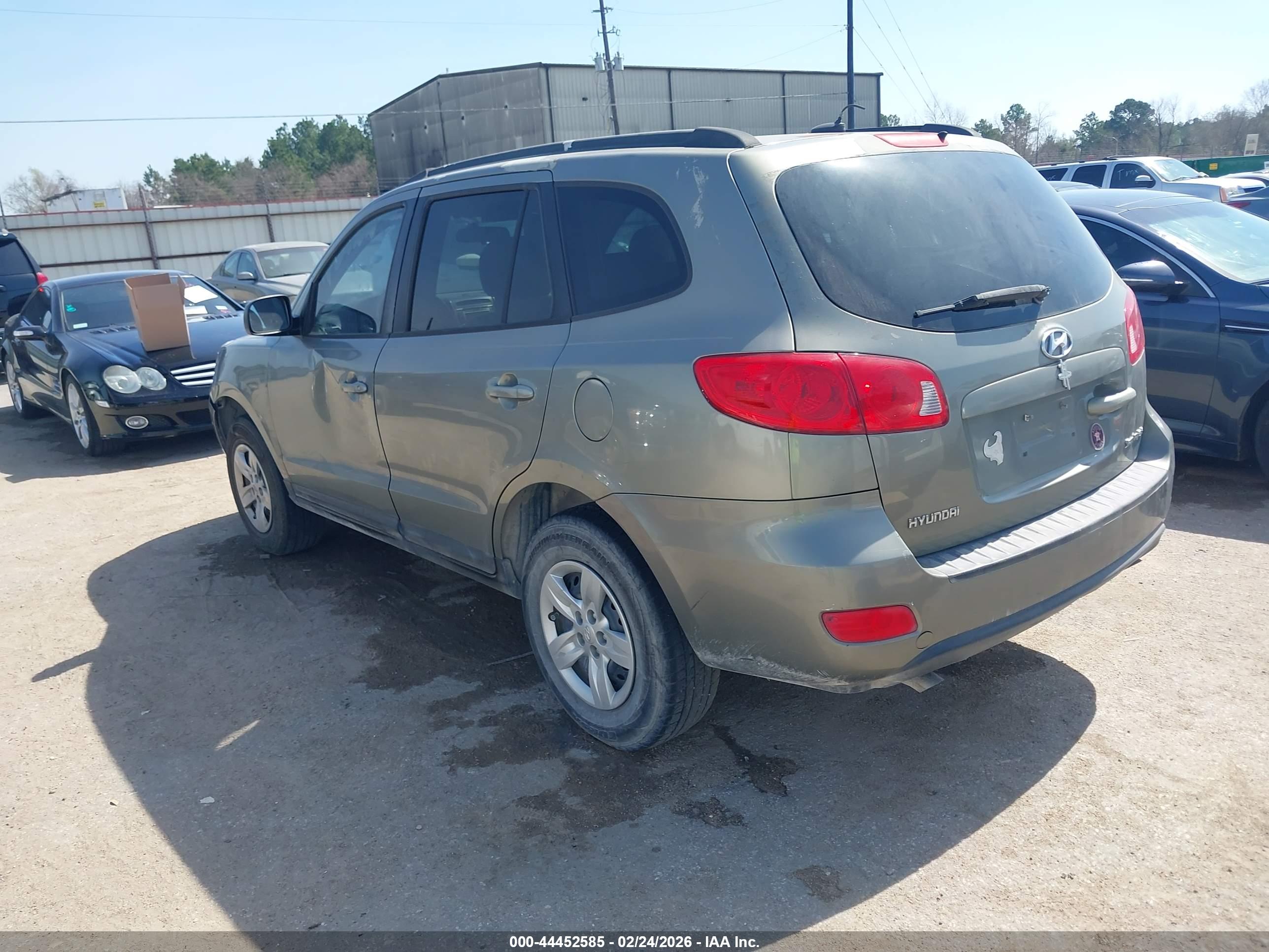 HYUNDAI SANTA image 3