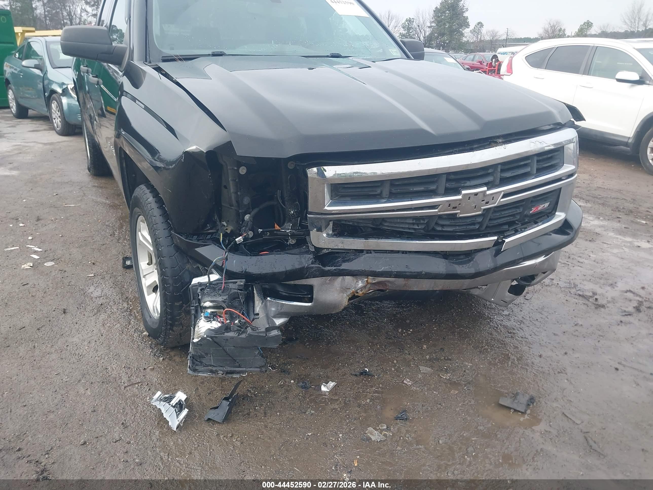 CHEVROLET SILVERADO image 6