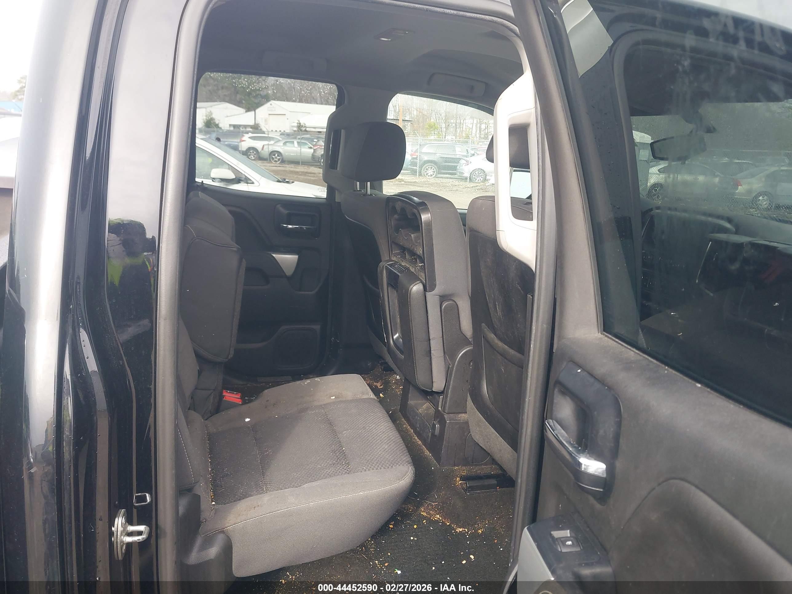CHEVROLET SILVERADO image 8