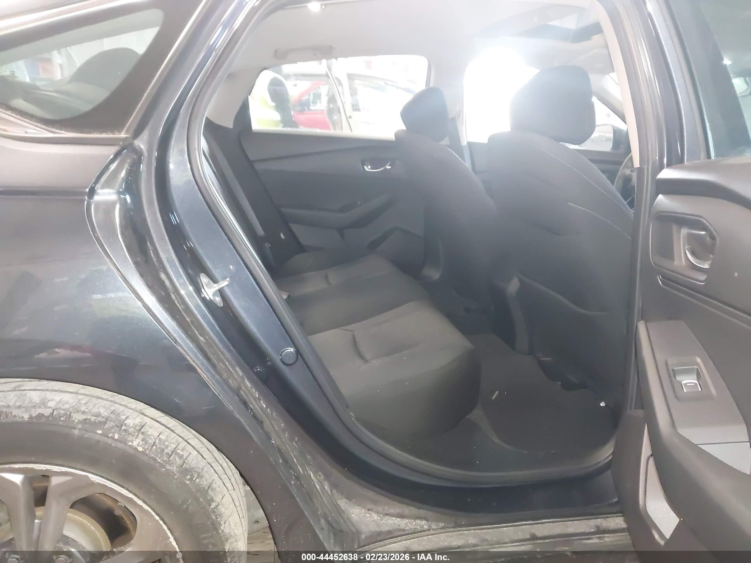 HONDA ACCORD image 8