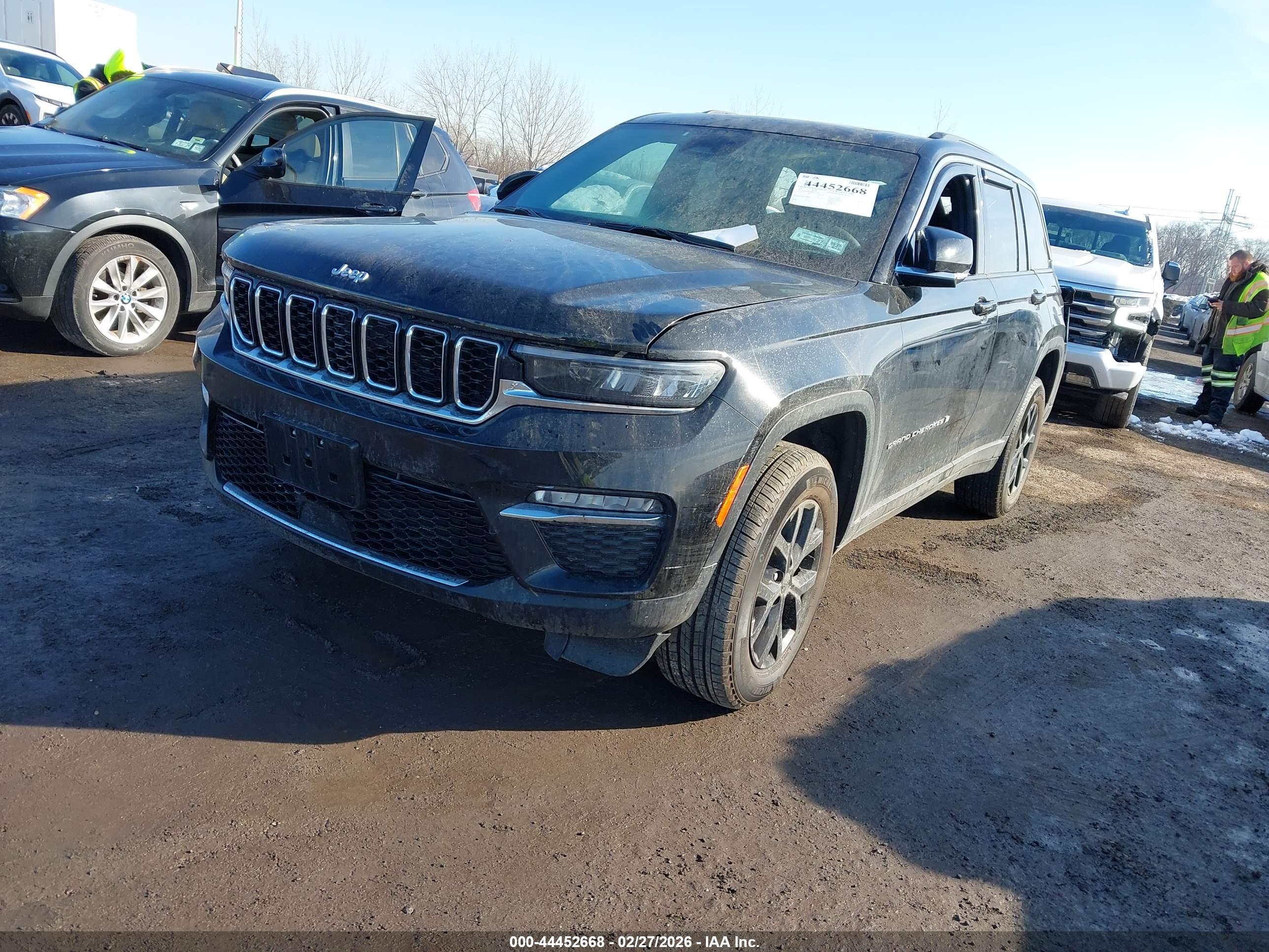 JEEP GRAND image 2