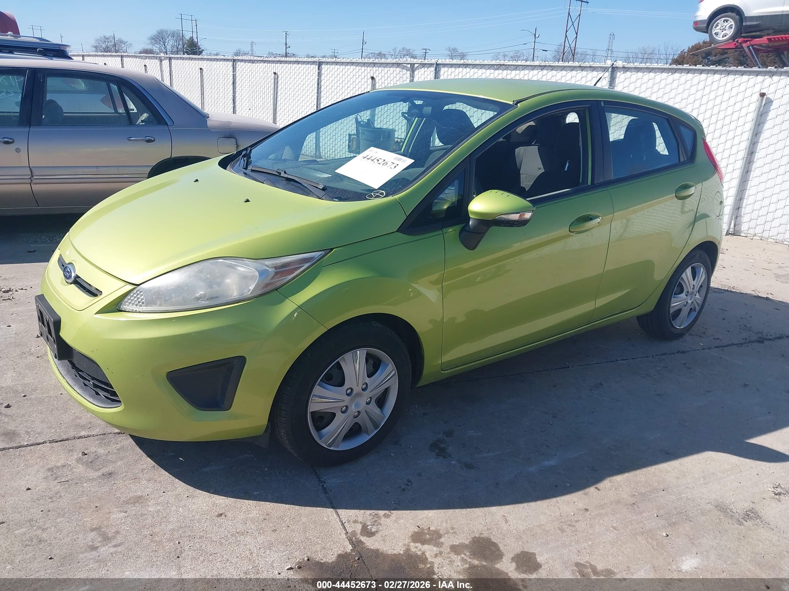 FORD FIESTA image 2