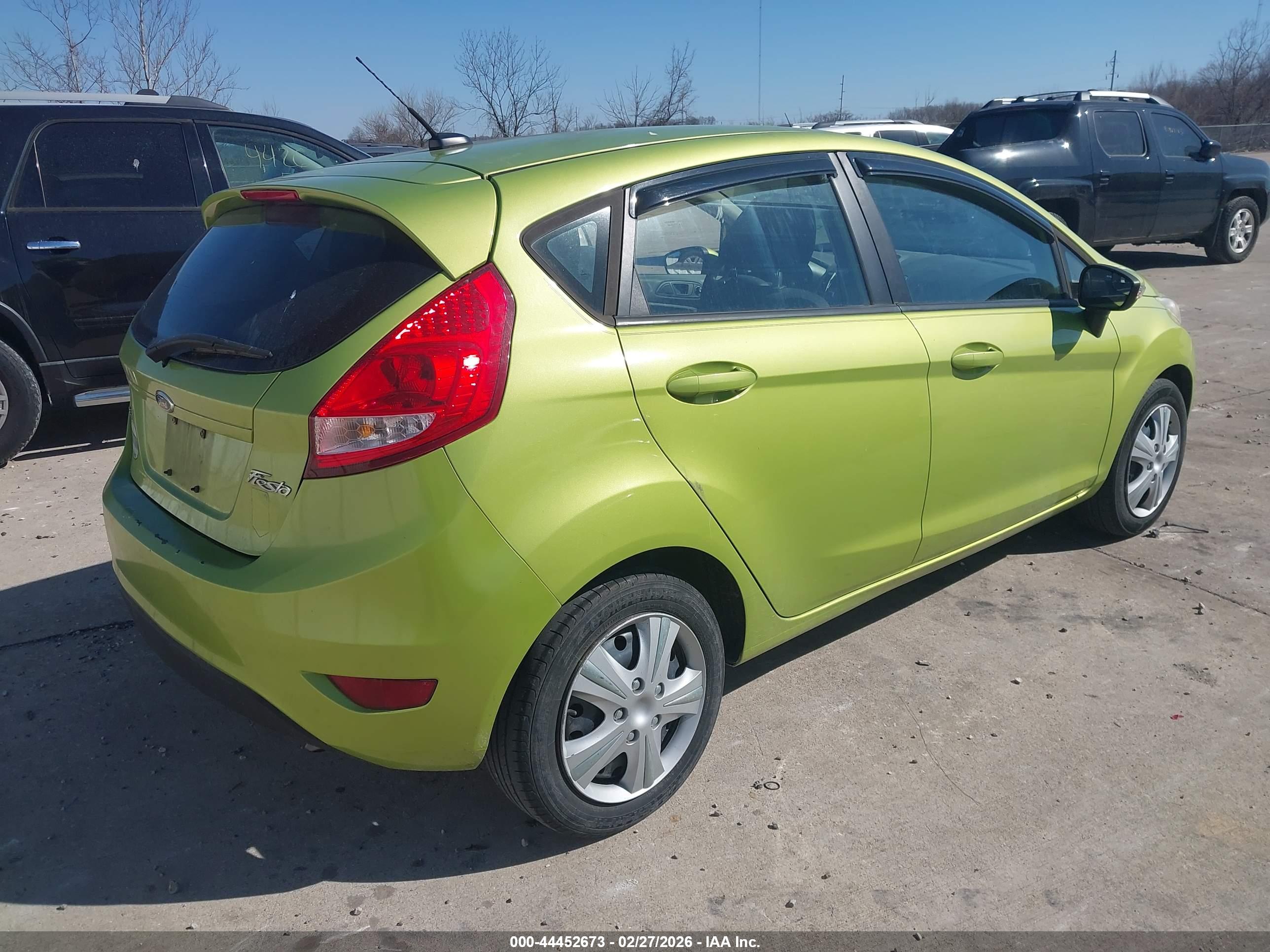 FORD FIESTA image 4