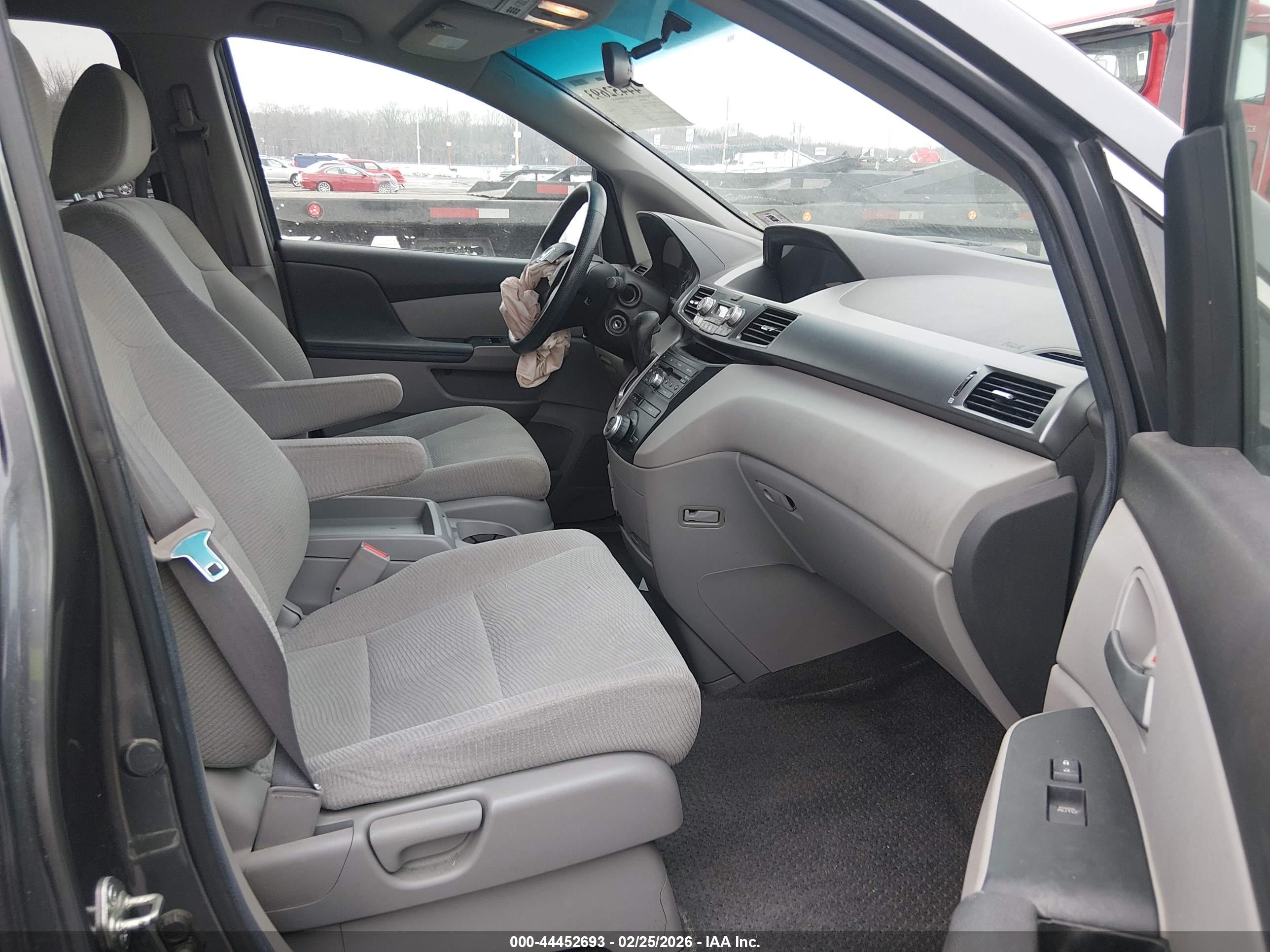 HONDA ODYSSEY image 5