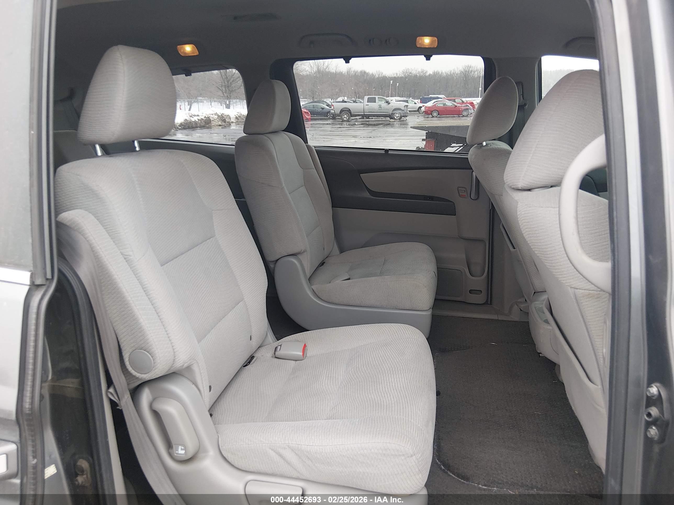 HONDA ODYSSEY image 8