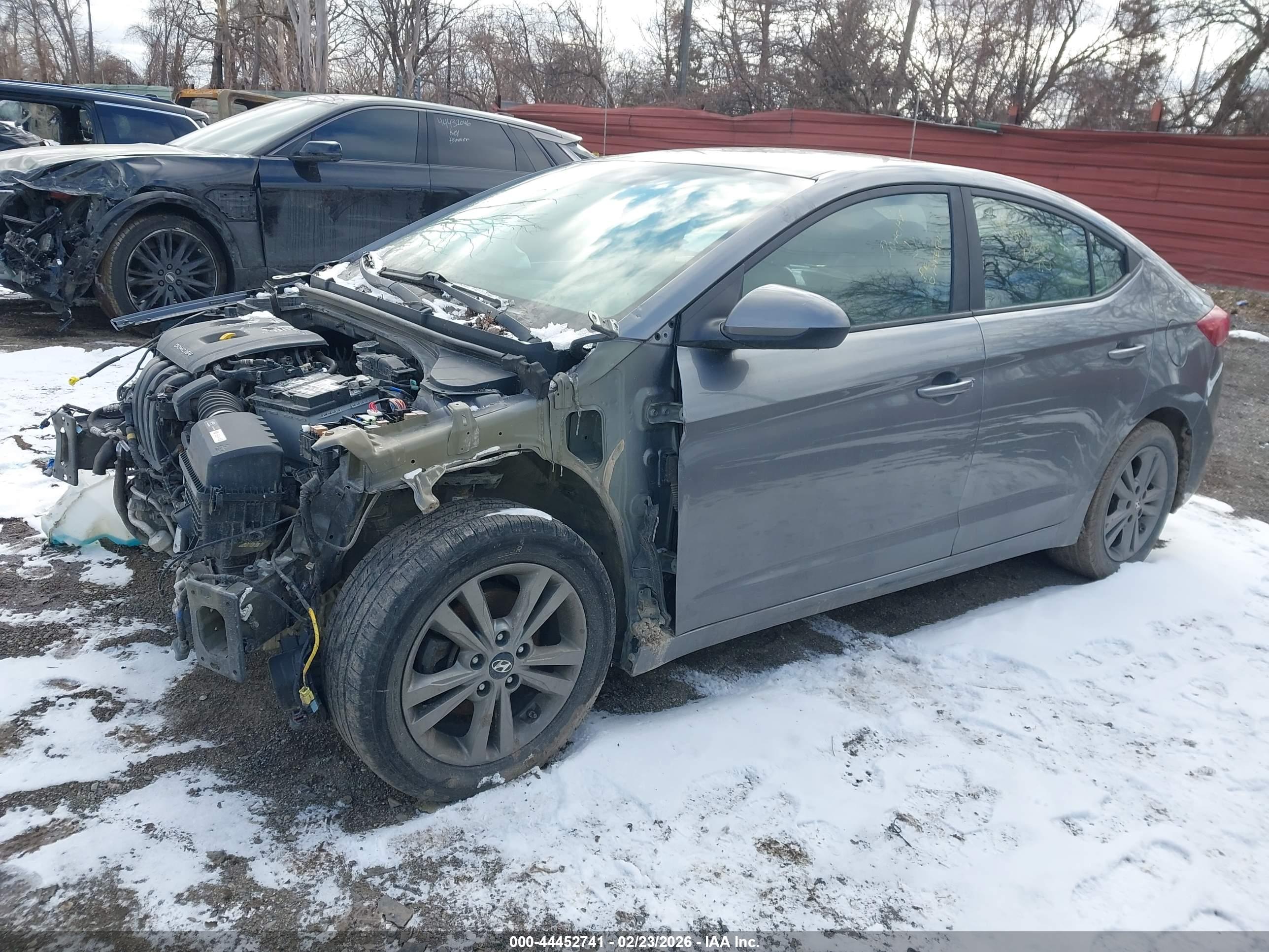 HYUNDAI ELANTRA image 2