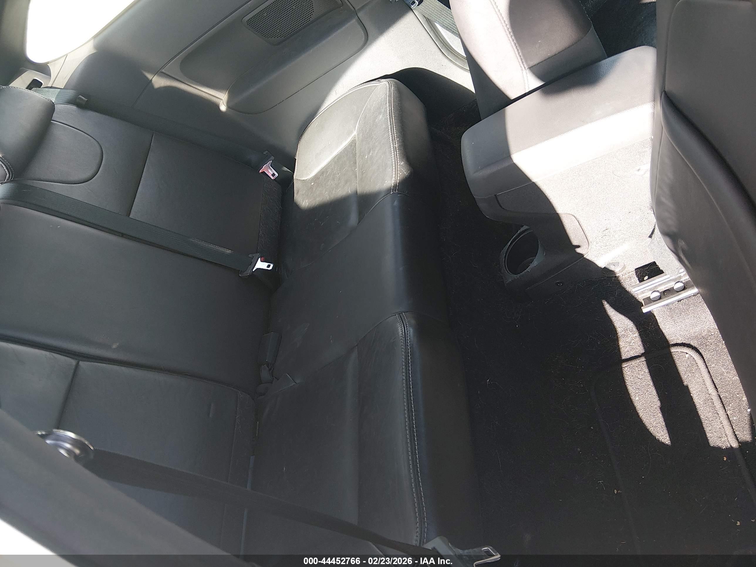FORD FOCUS image 8