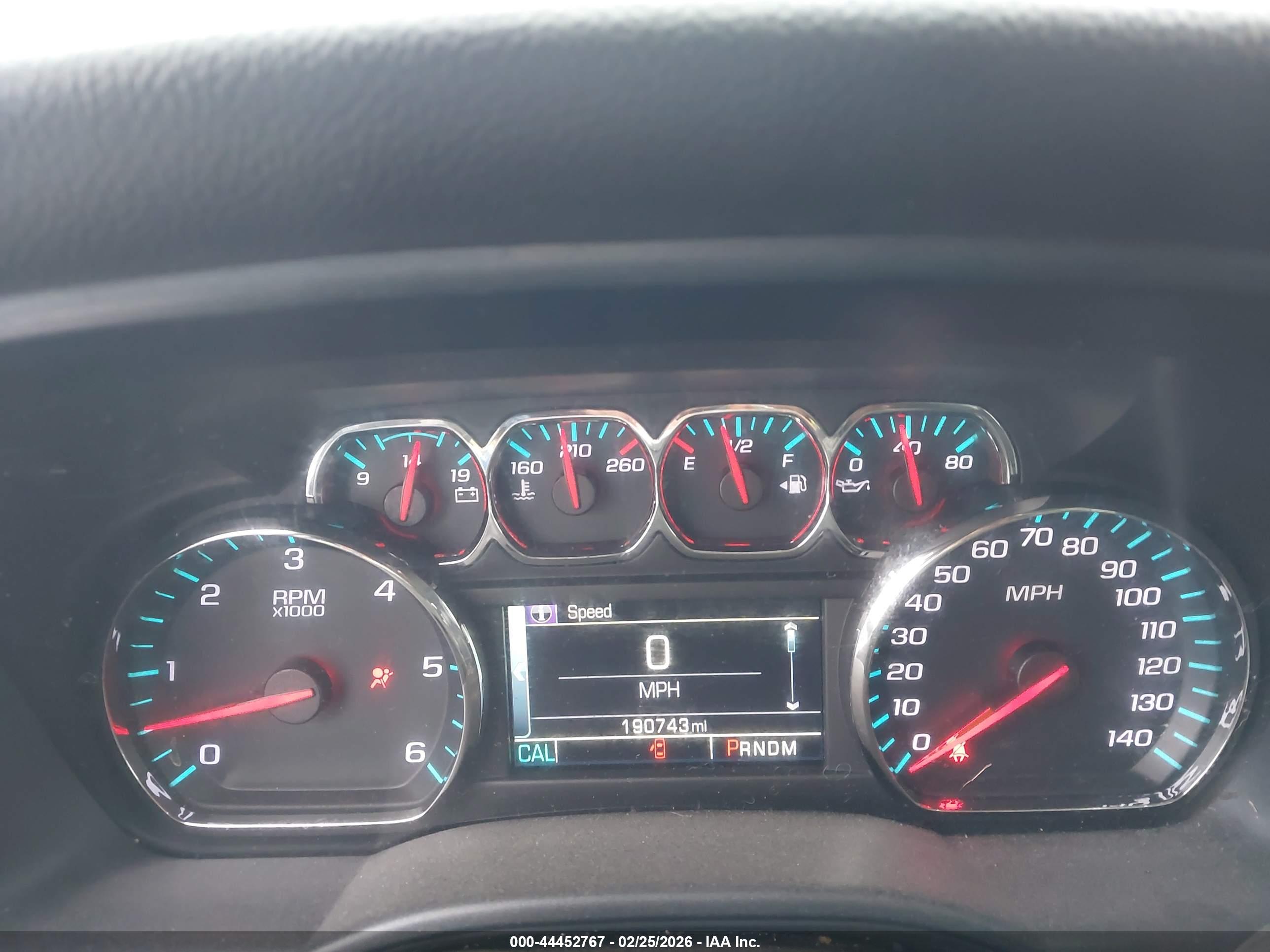 CHEVROLET SILVERADO image 7