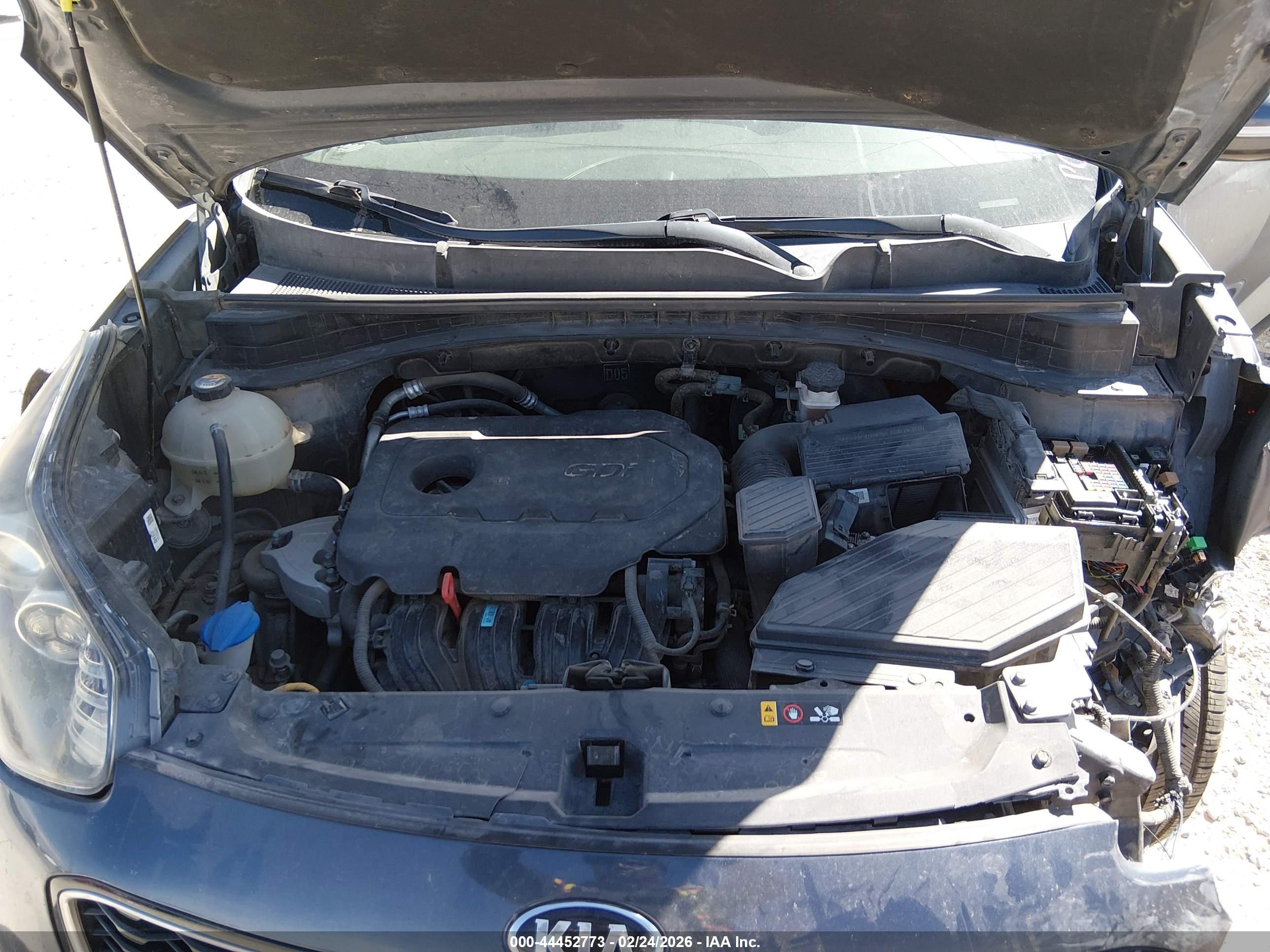 KIA SPORTAGE image 10