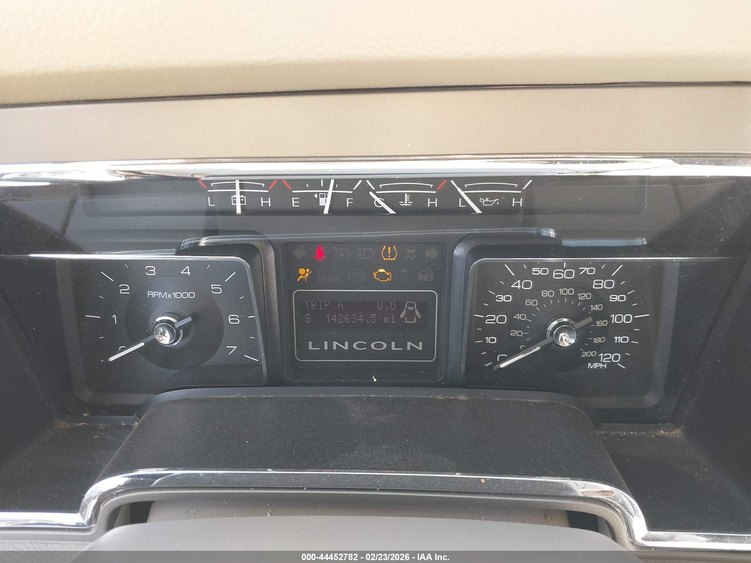 LINCOLN NAVIGATOR image 7