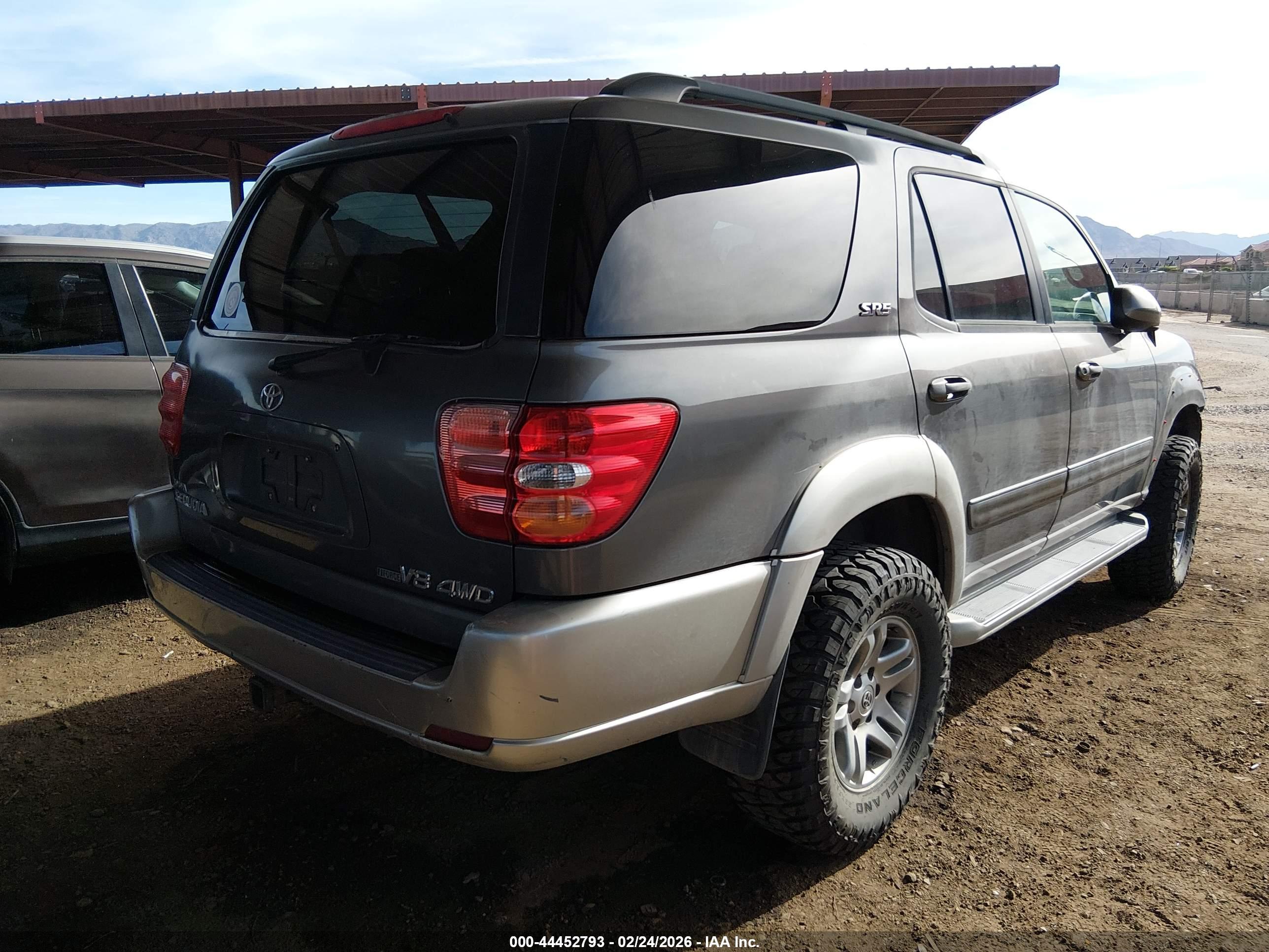 TOYOTA SEQUOIA image 4