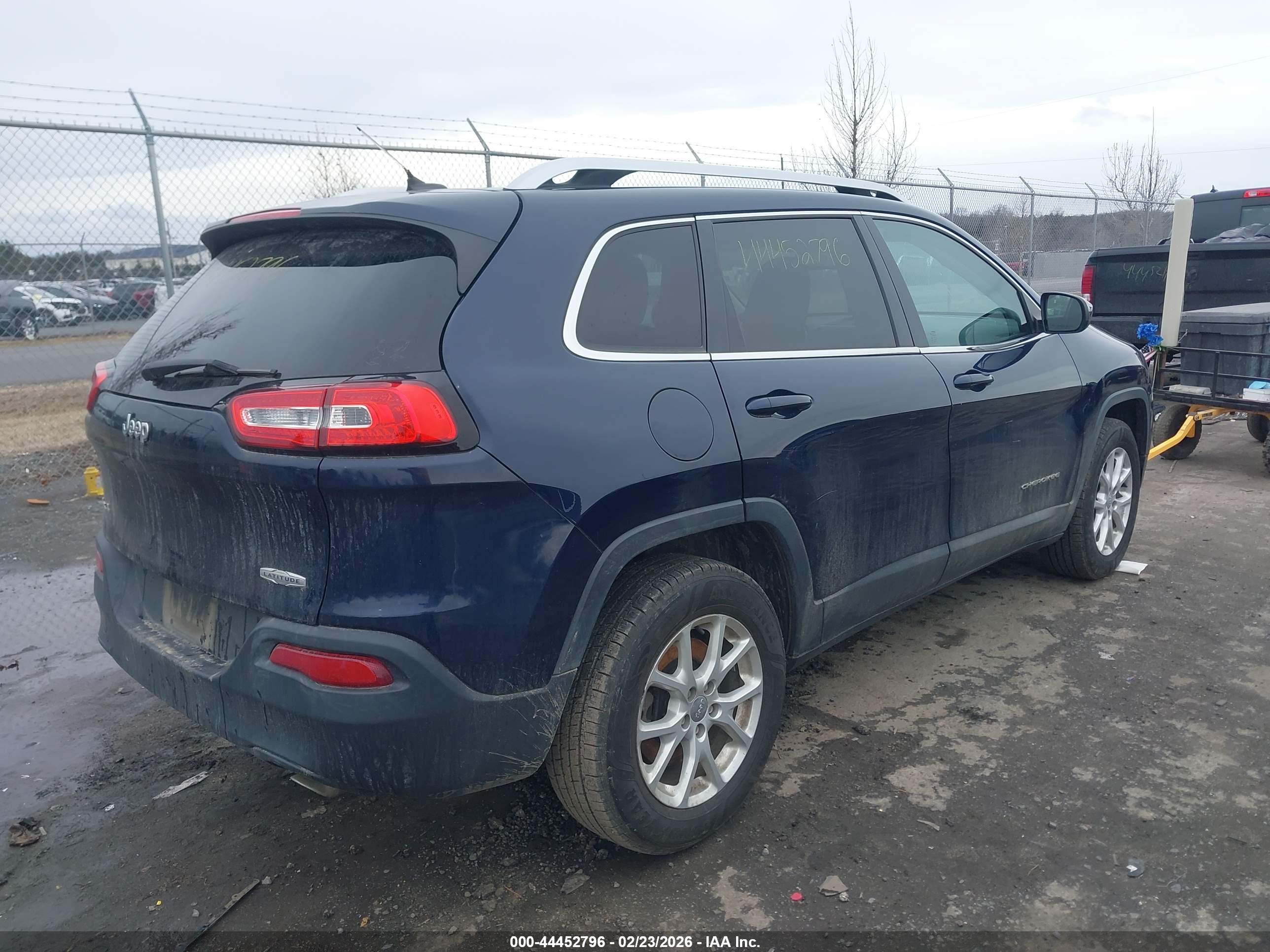 JEEP CHEROKEE image 4