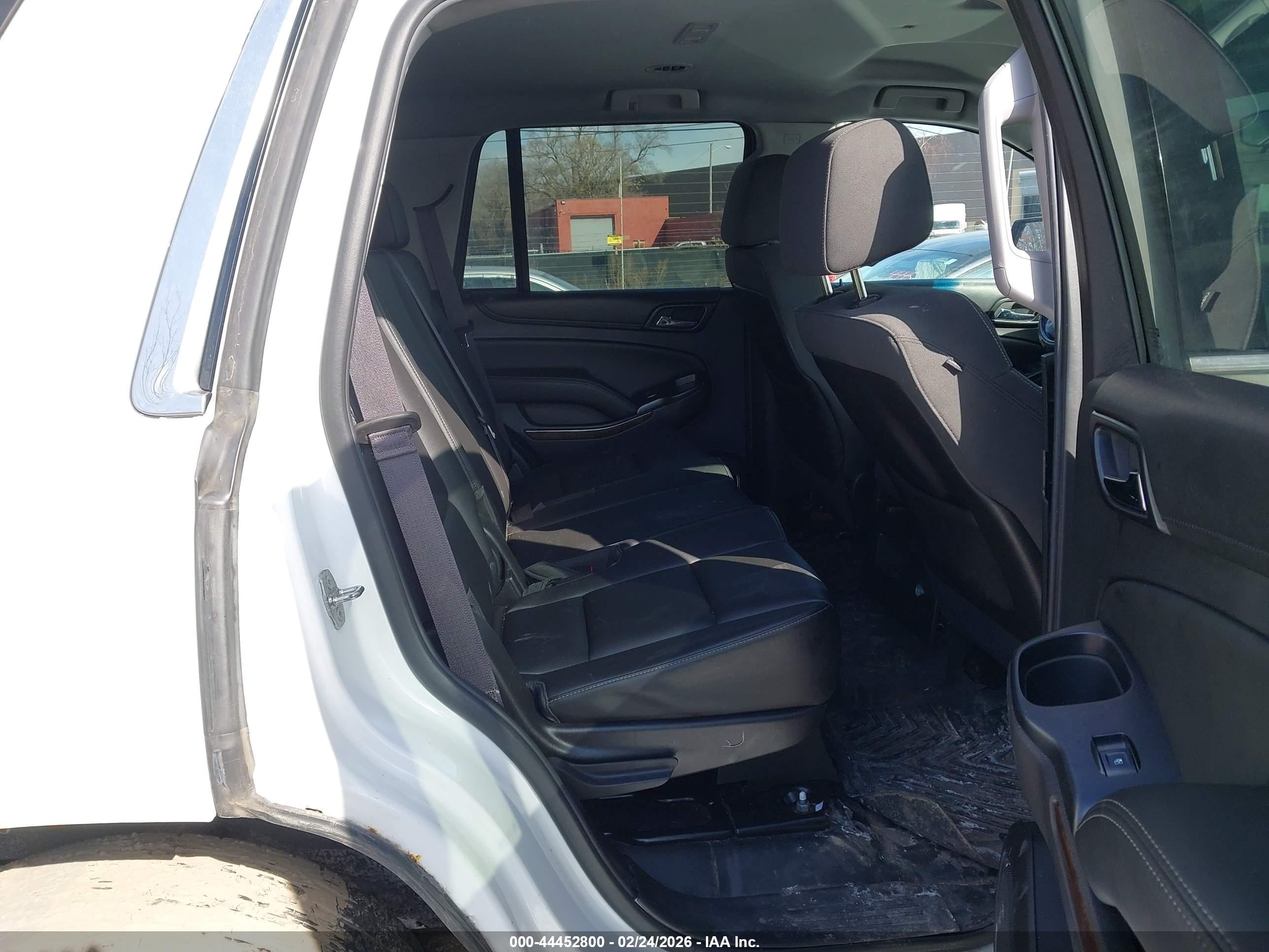 CHEVROLET TAHOE image 8