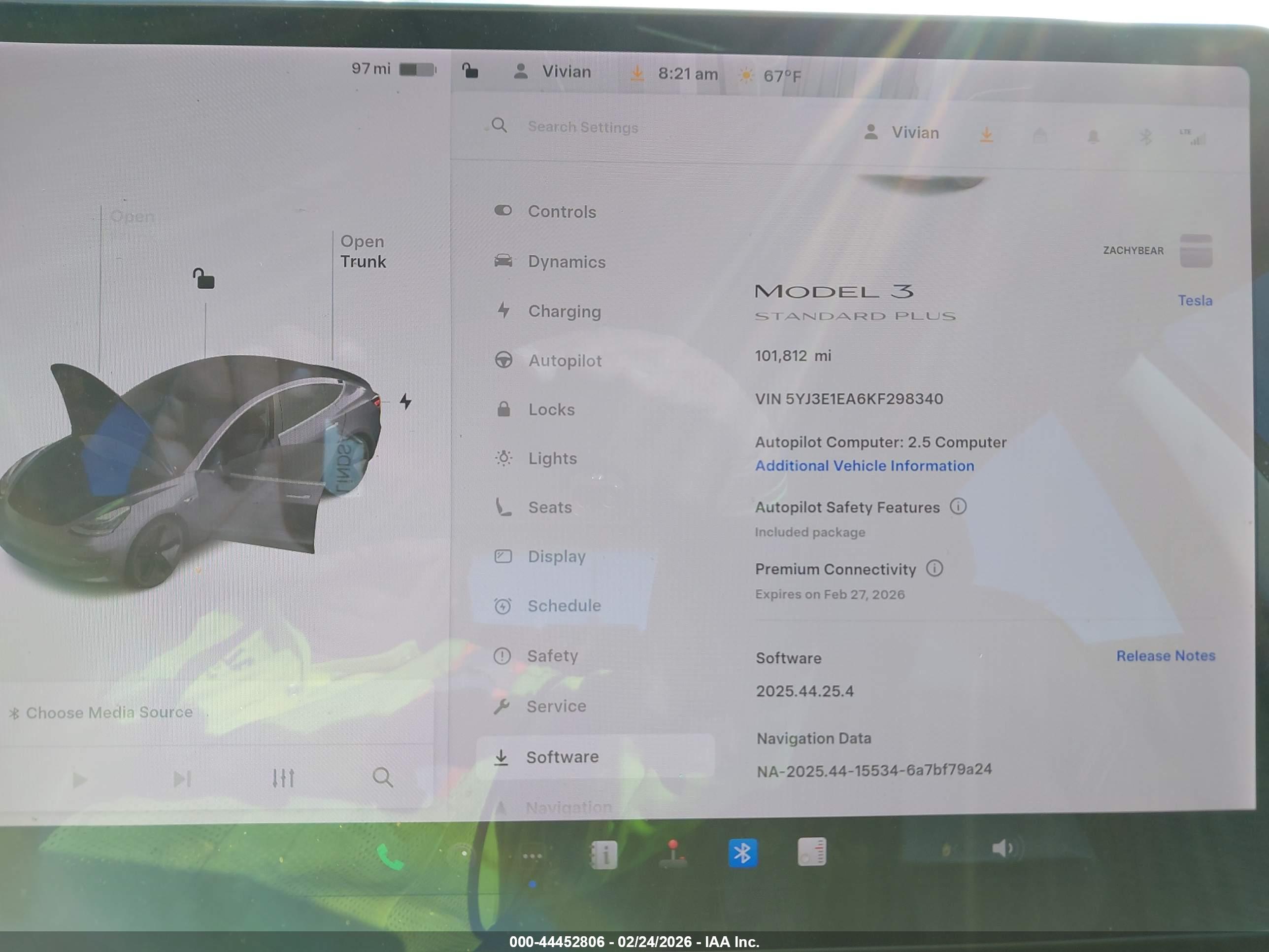 TESLA MODEL image 7
